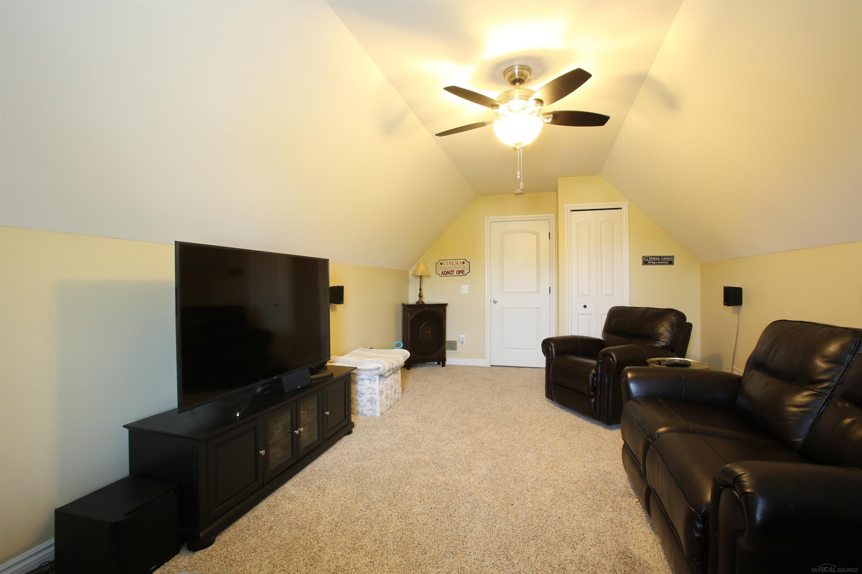 45483 Shoal Drive, Macomb, MI 48044 — Photo 34