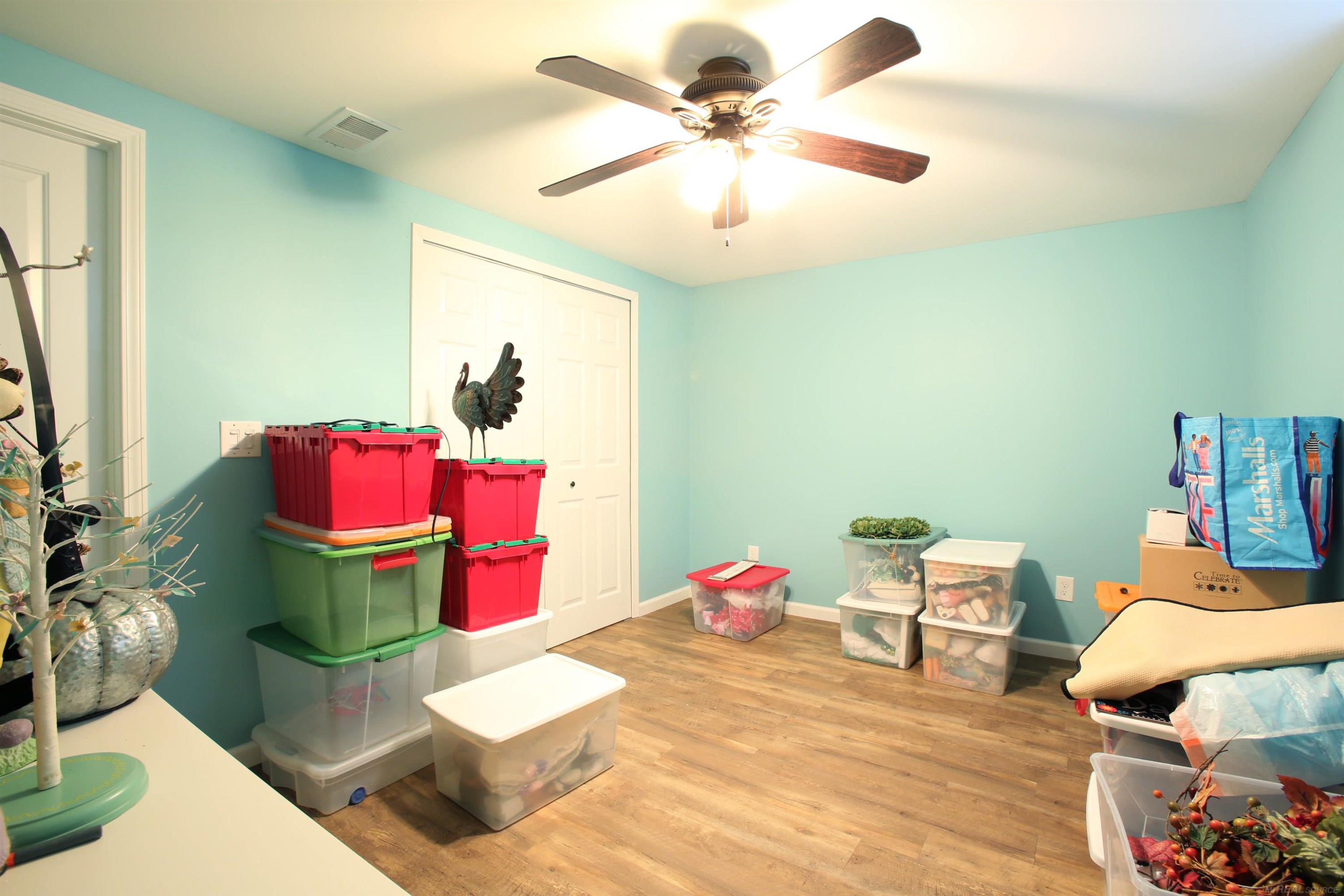 45483 Shoal Drive, Macomb, MI 48044 — Photo 37