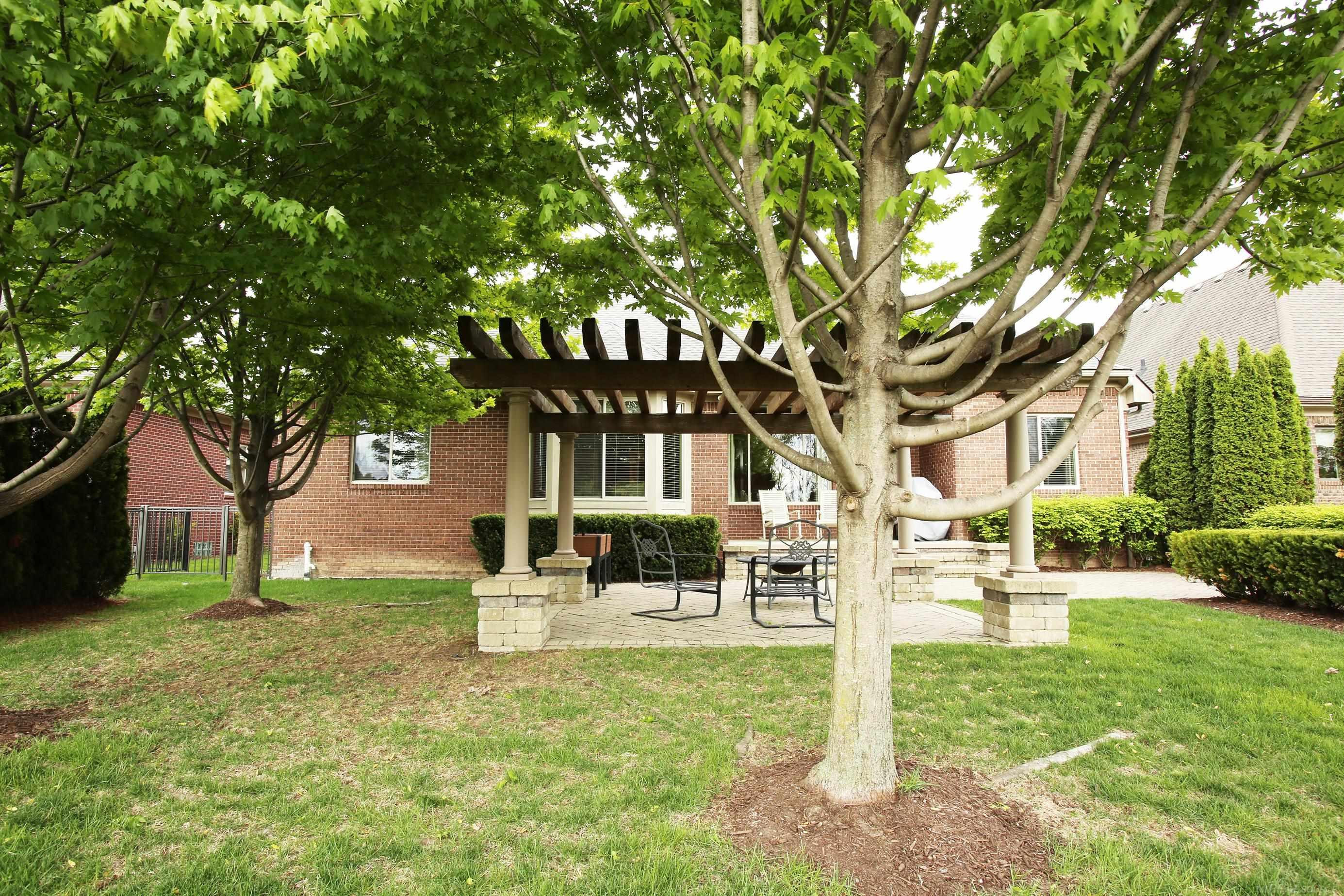 45483 Shoal Drive, Macomb, MI 48044 — Photo 41