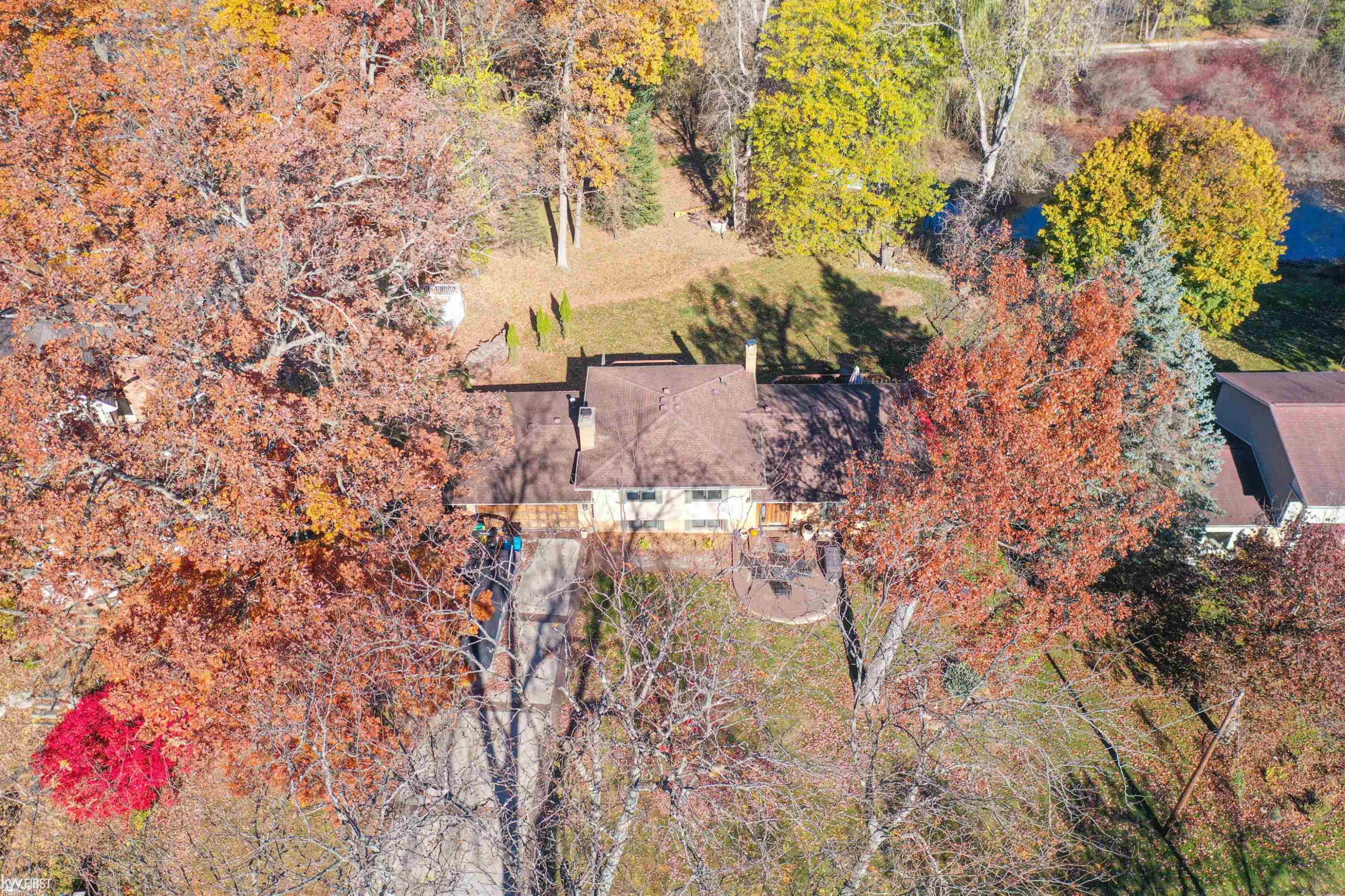 1244 Pomona Court, Fenton, MI 48430 — Photo 12