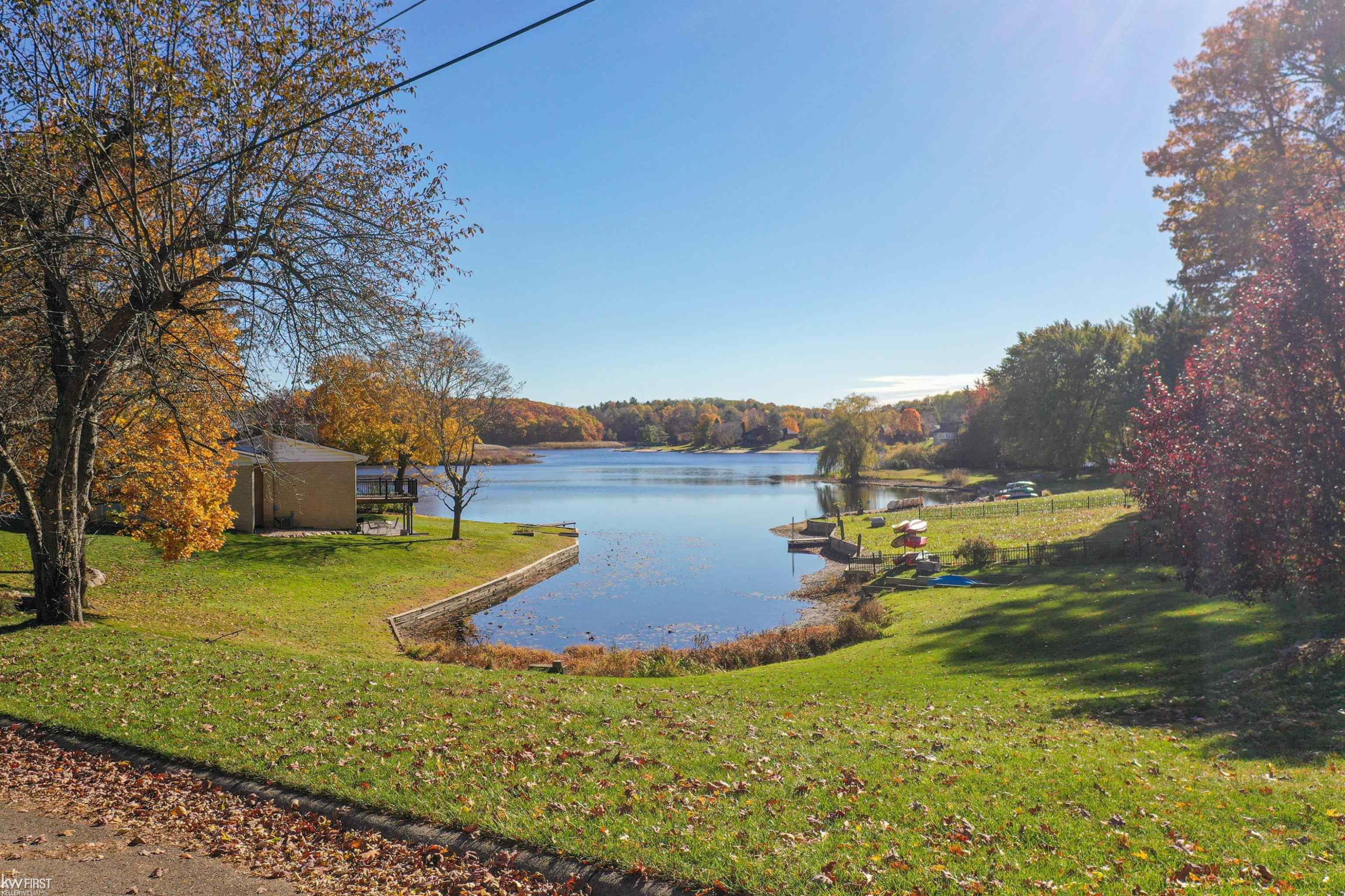 1244 Pomona Court, Fenton, MI 48430 — Photo 19