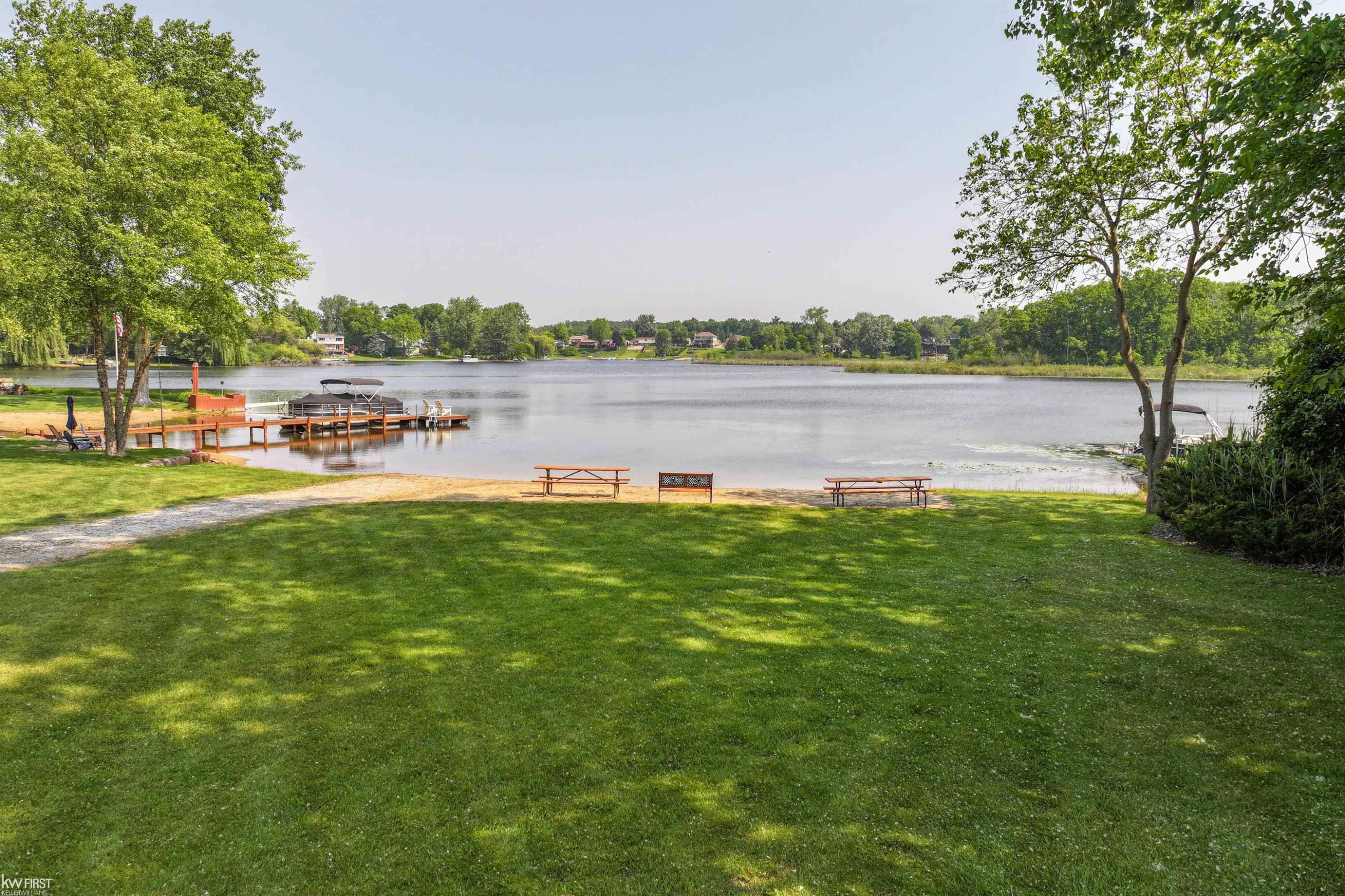 1244 Pomona Court, Fenton, MI 48430 — Photo 49