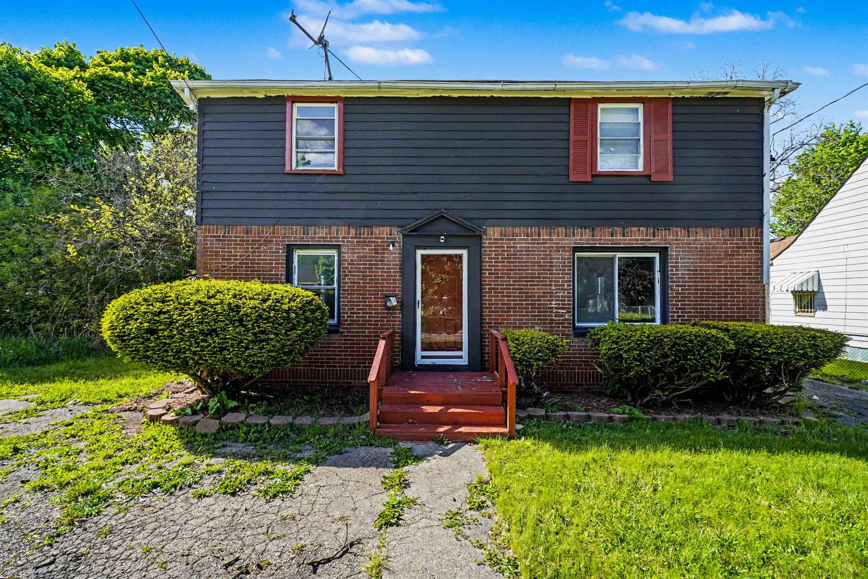 533 E 12 Street, 535, Flint, MI 48503 — front exterior