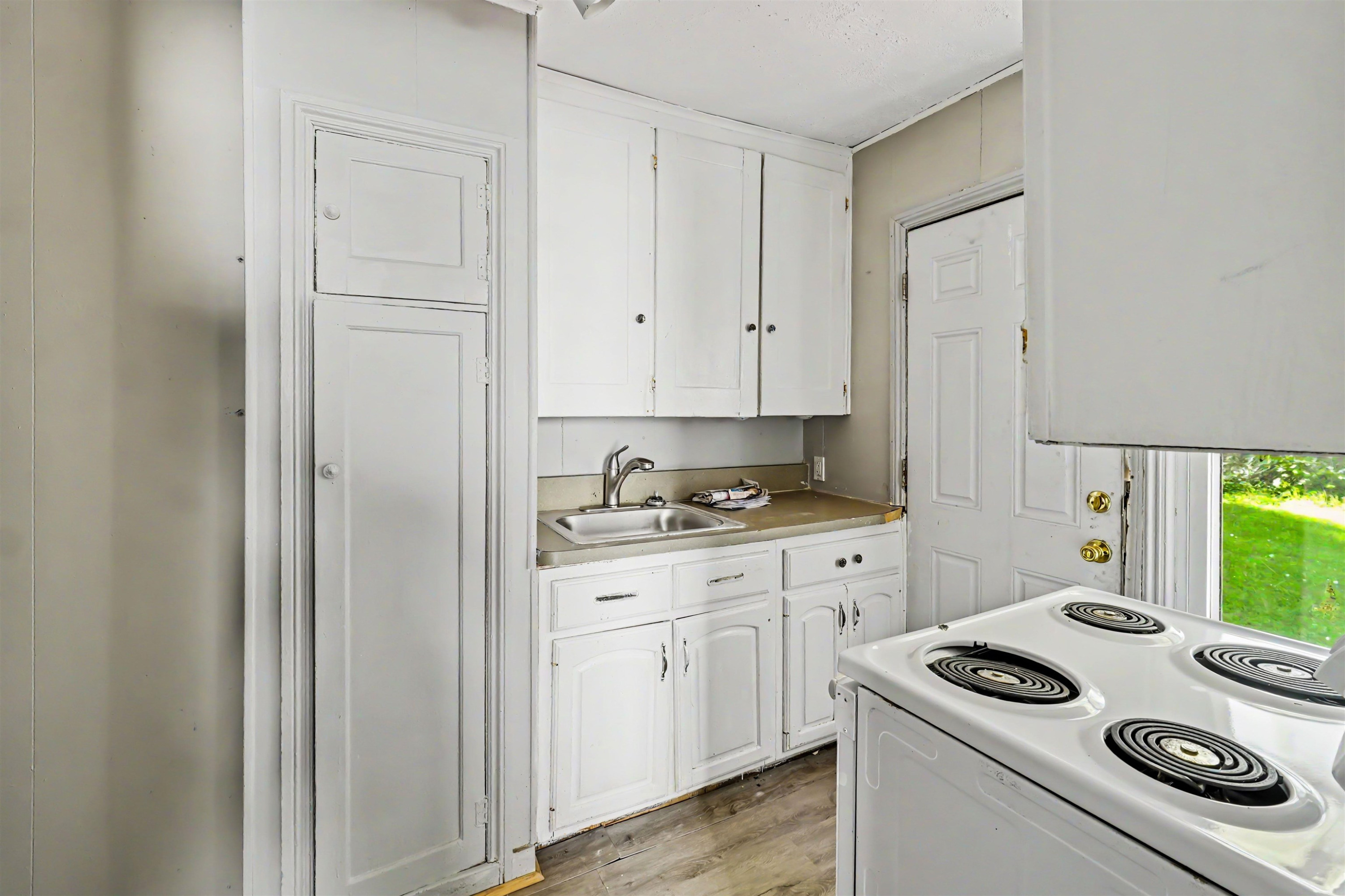 533 E 12 Street, 535, Flint, MI 48503 — Photo 13