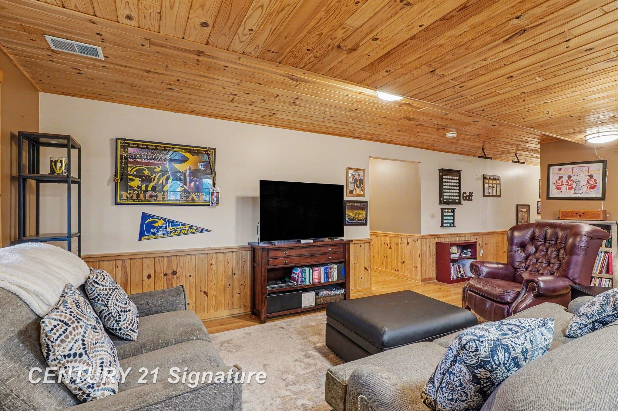 3826 Buzzell Road, Gladwin, MI 48624 — Photo 21