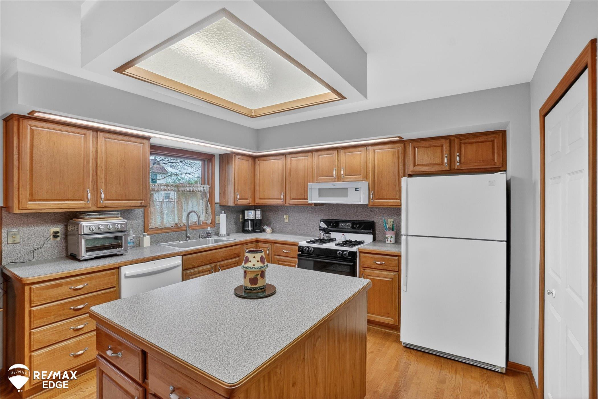 819 Village Drive, Davison, MI 48423 — Photo 20