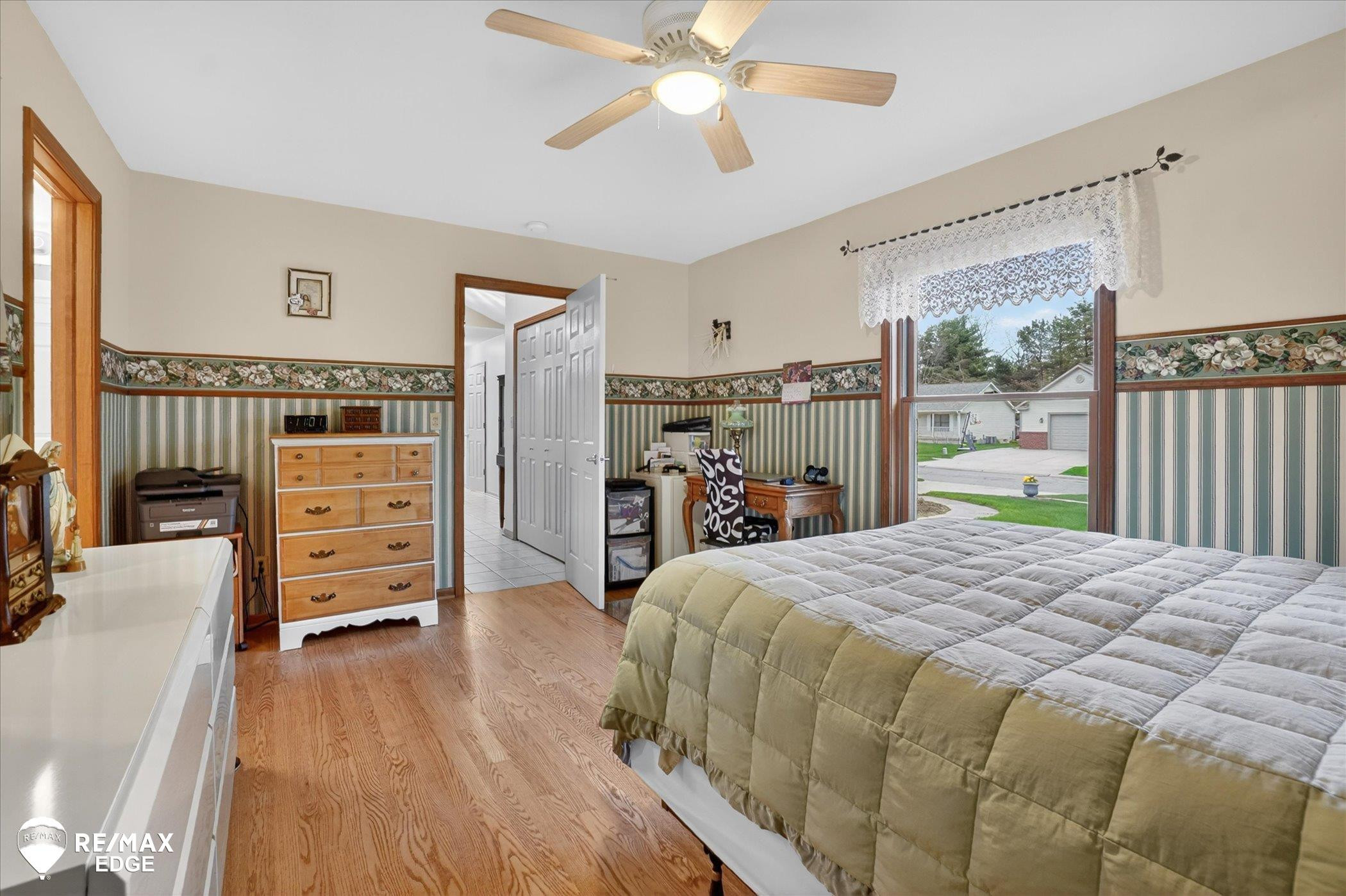 819 Village Drive, Davison, MI 48423 — Photo 29