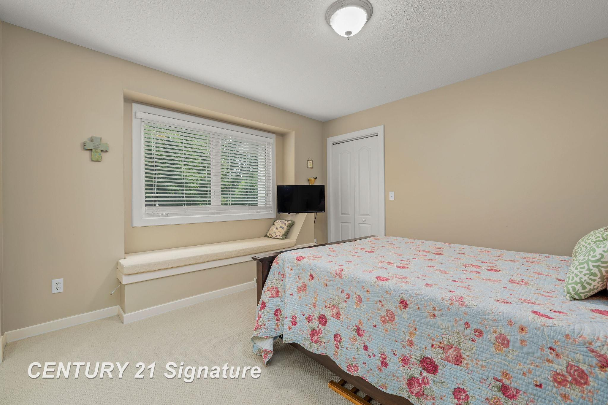 5790 Dunrovin Drive, Saginaw, MI 48638 — Photo 30
