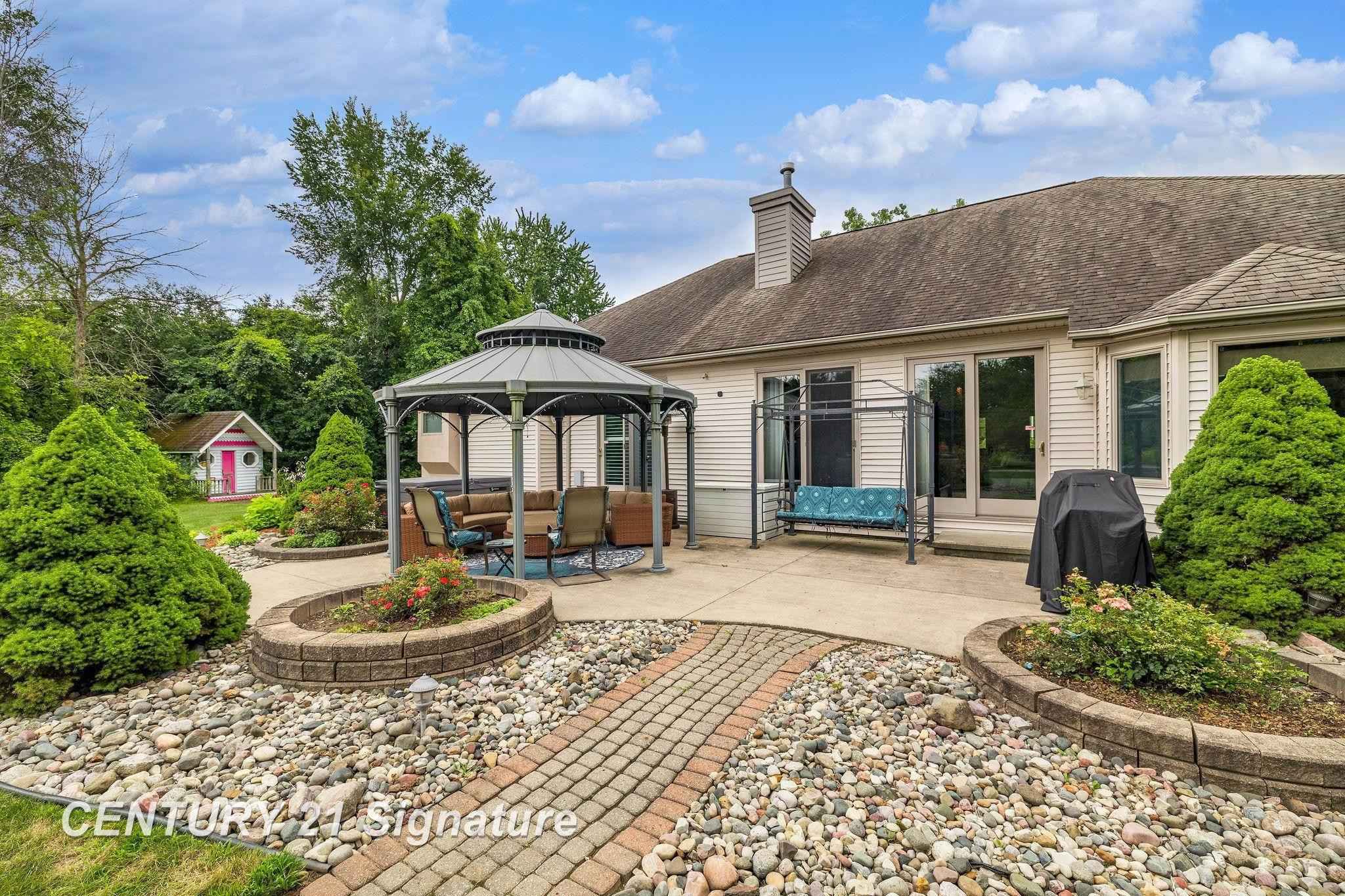 5790 Dunrovin Drive, Saginaw, MI 48638 — Photo 41