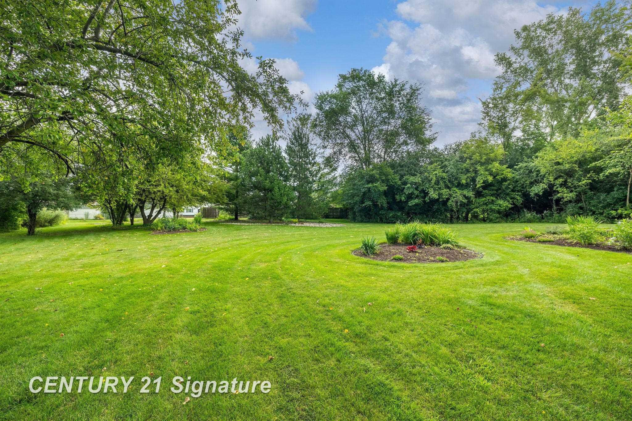 5790 Dunrovin Drive, Saginaw, MI 48638 — Photo 48