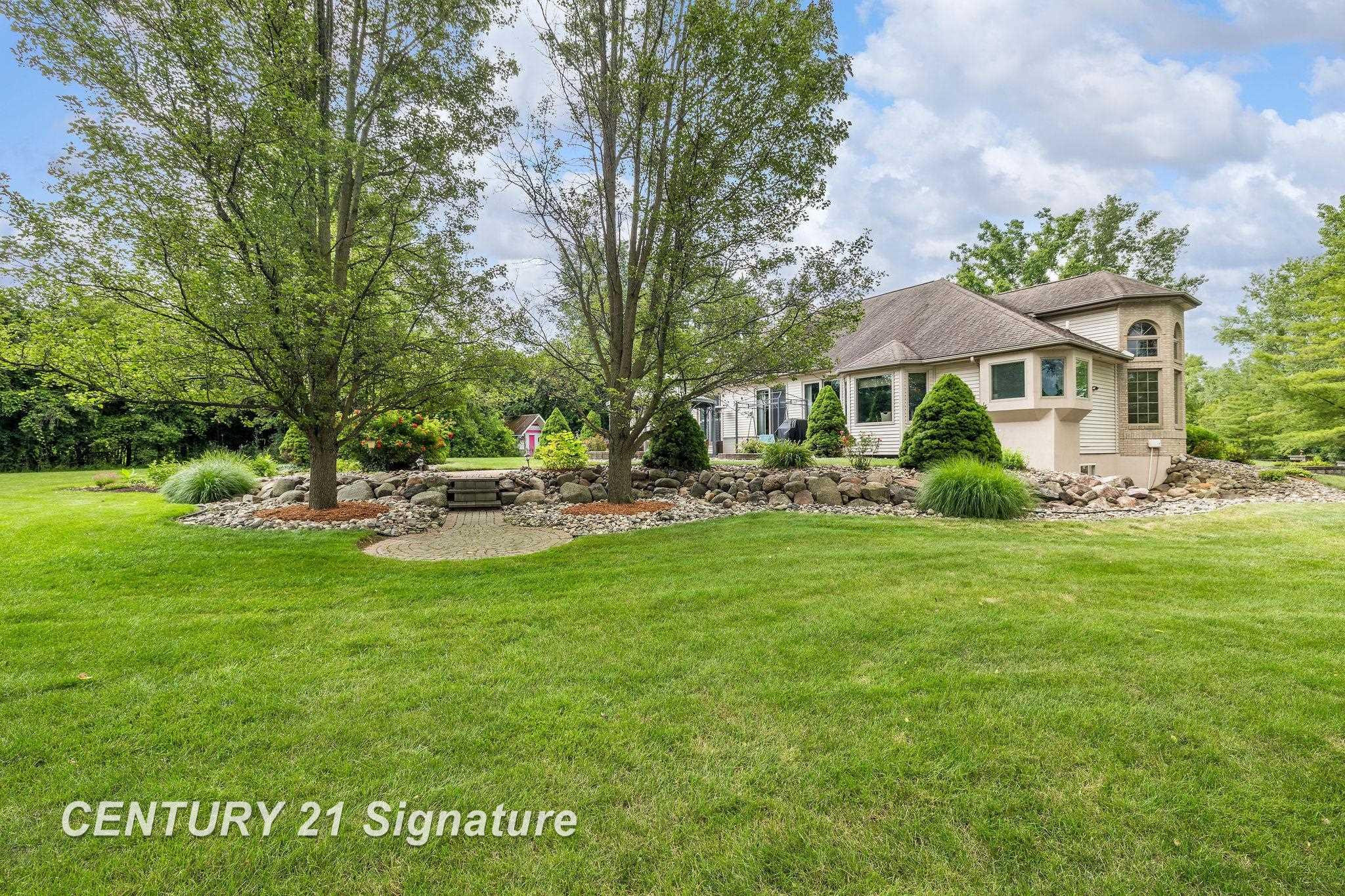 5790 Dunrovin Drive, Saginaw, MI 48638 — Photo 52