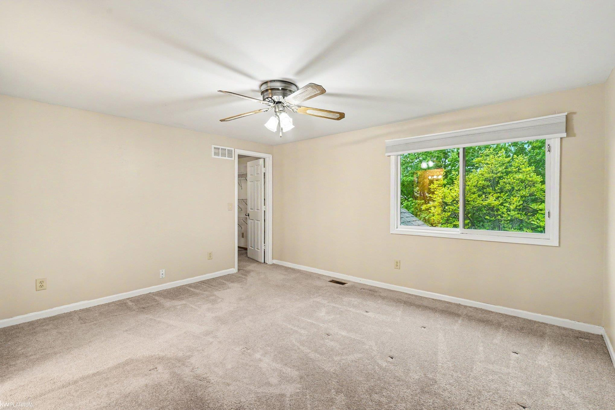 16257 Woodstream Drive, Clinton Twp, MI 48038 — Photo 24