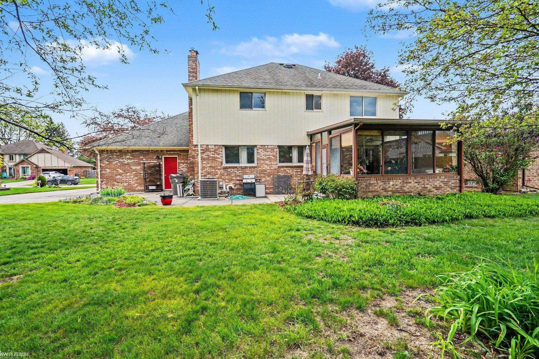 16257 Woodstream Drive, Clinton Twp, MI 48038 — Photo 34