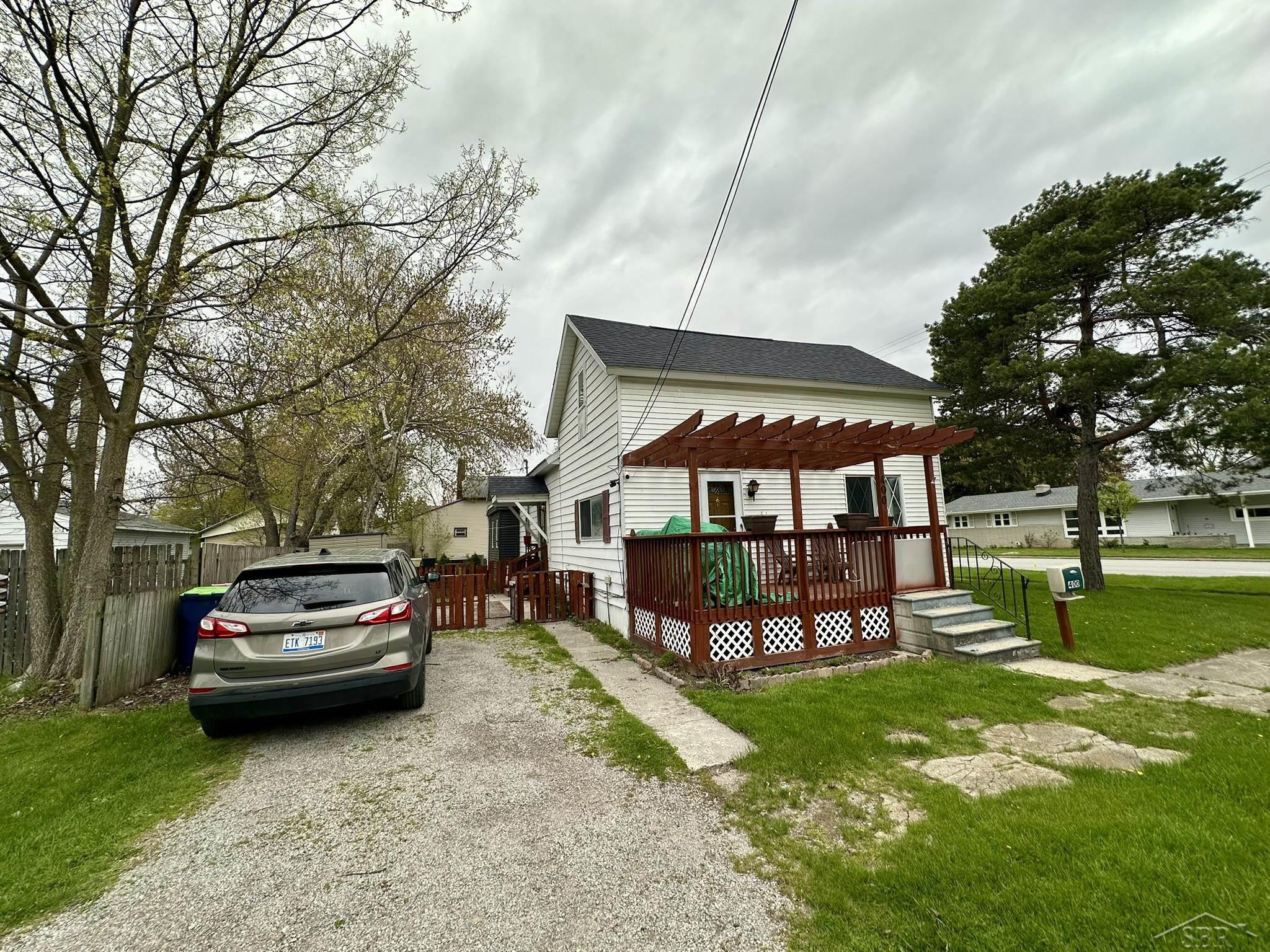 400 S Kiesel Street, Bay City, MI 48706 — Photo 4