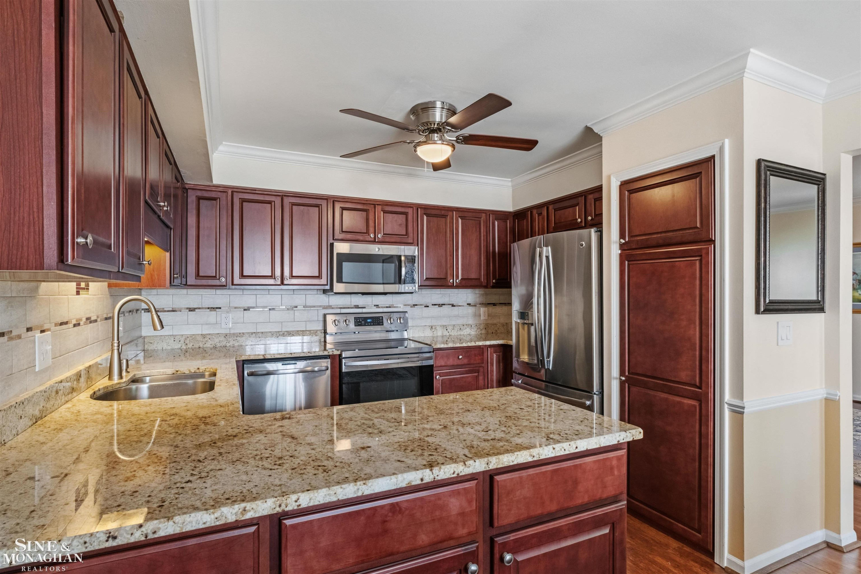 936 Country Club Drive, Saint Clair Shores, MI 48082 — Photo 13