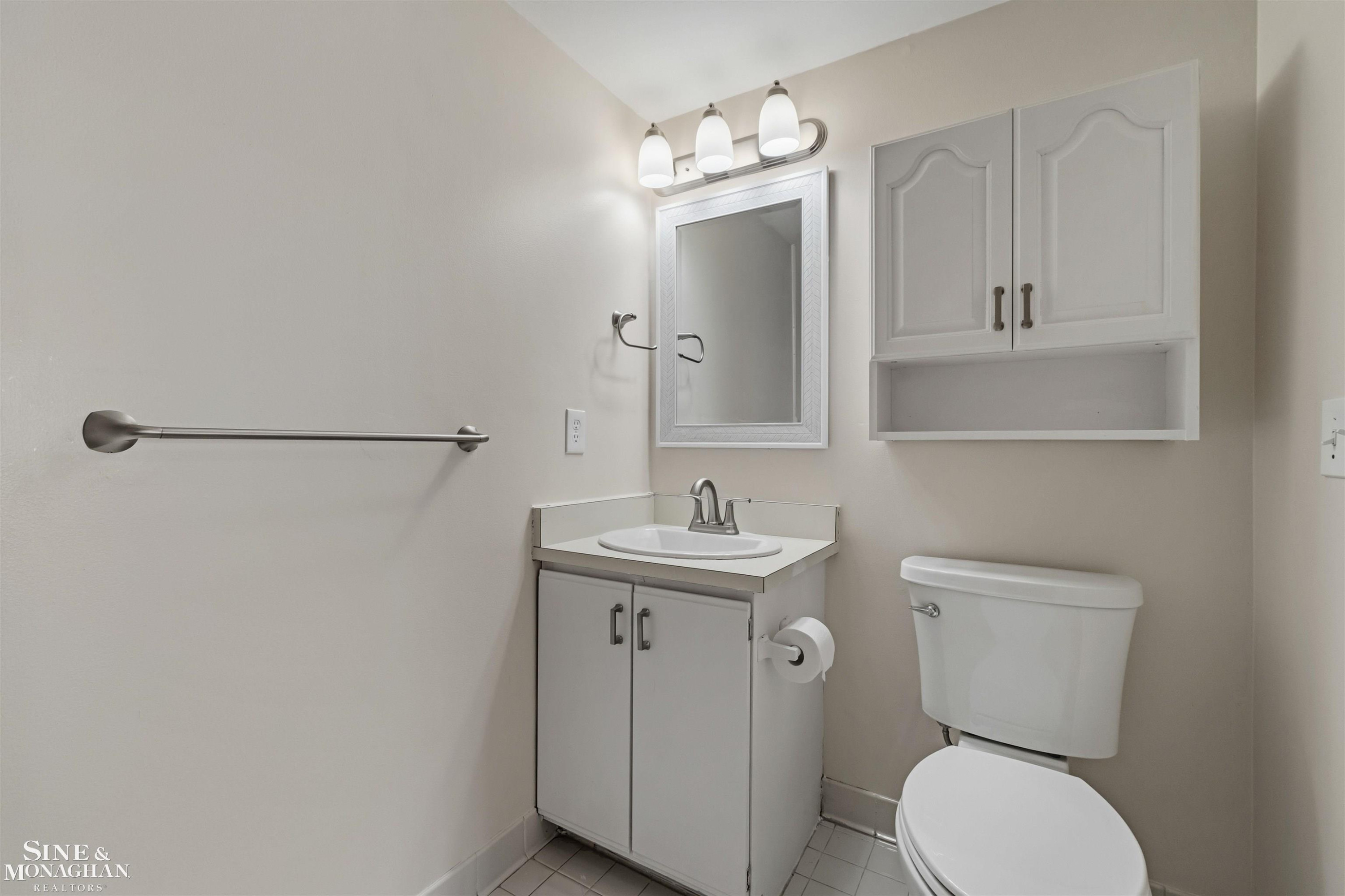 936 Country Club Drive, Saint Clair Shores, MI 48082 — Photo 24