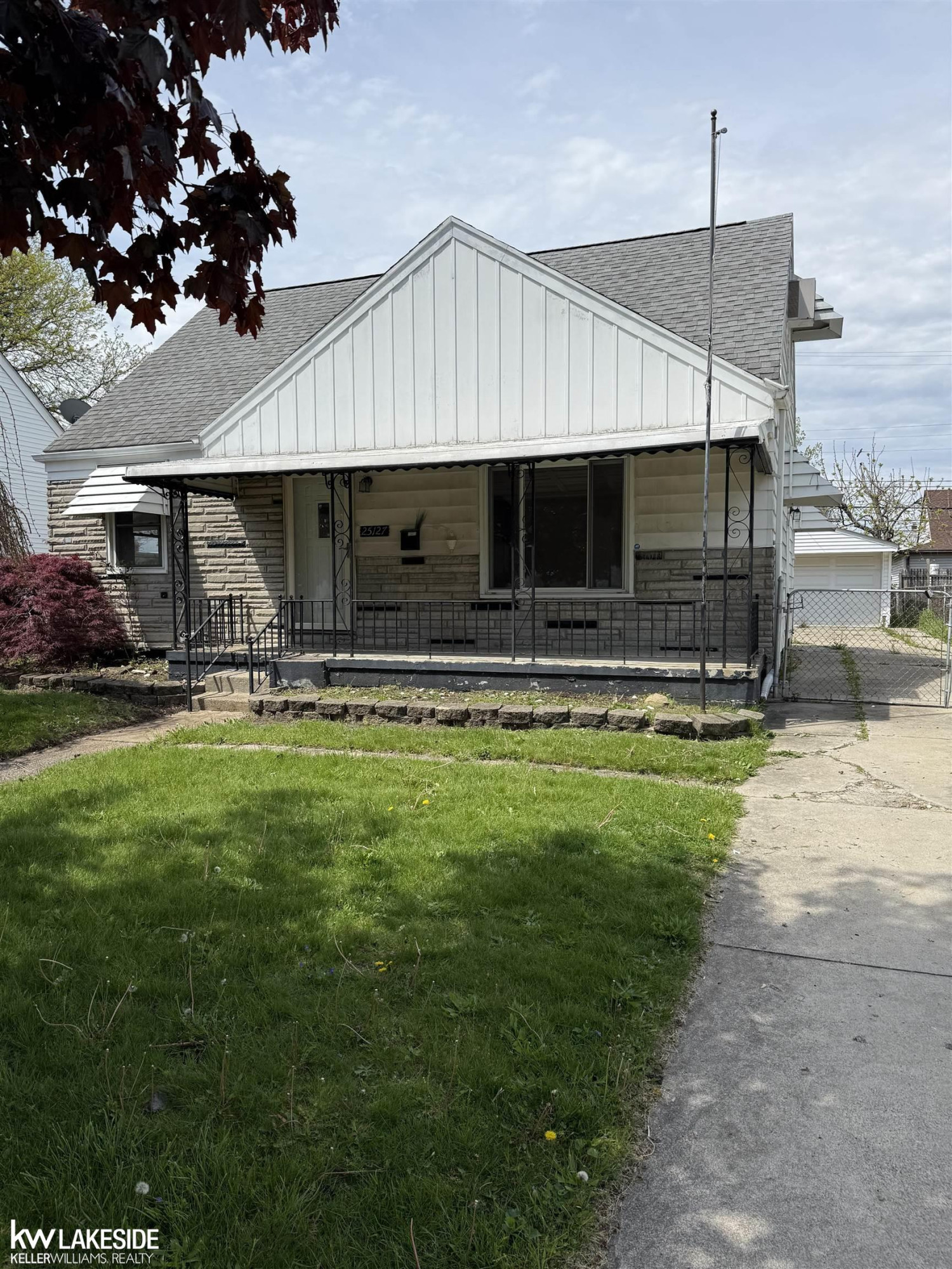 25127 Buick Street, Roseville, MI 48066 — front exterior