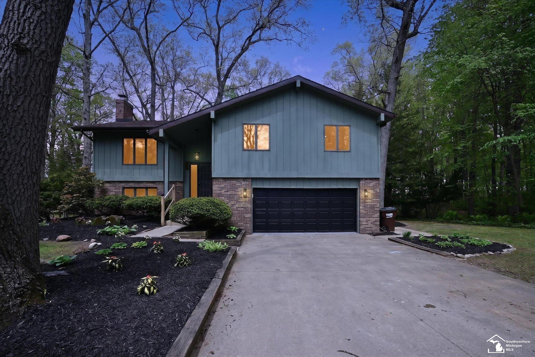 1882 Brookwood Lane, Temperance, MI 48182 — Photo 2