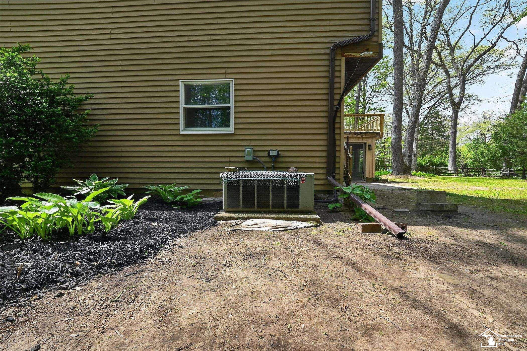 1882 Brookwood Lane, Temperance, MI 48182 — Photo 47