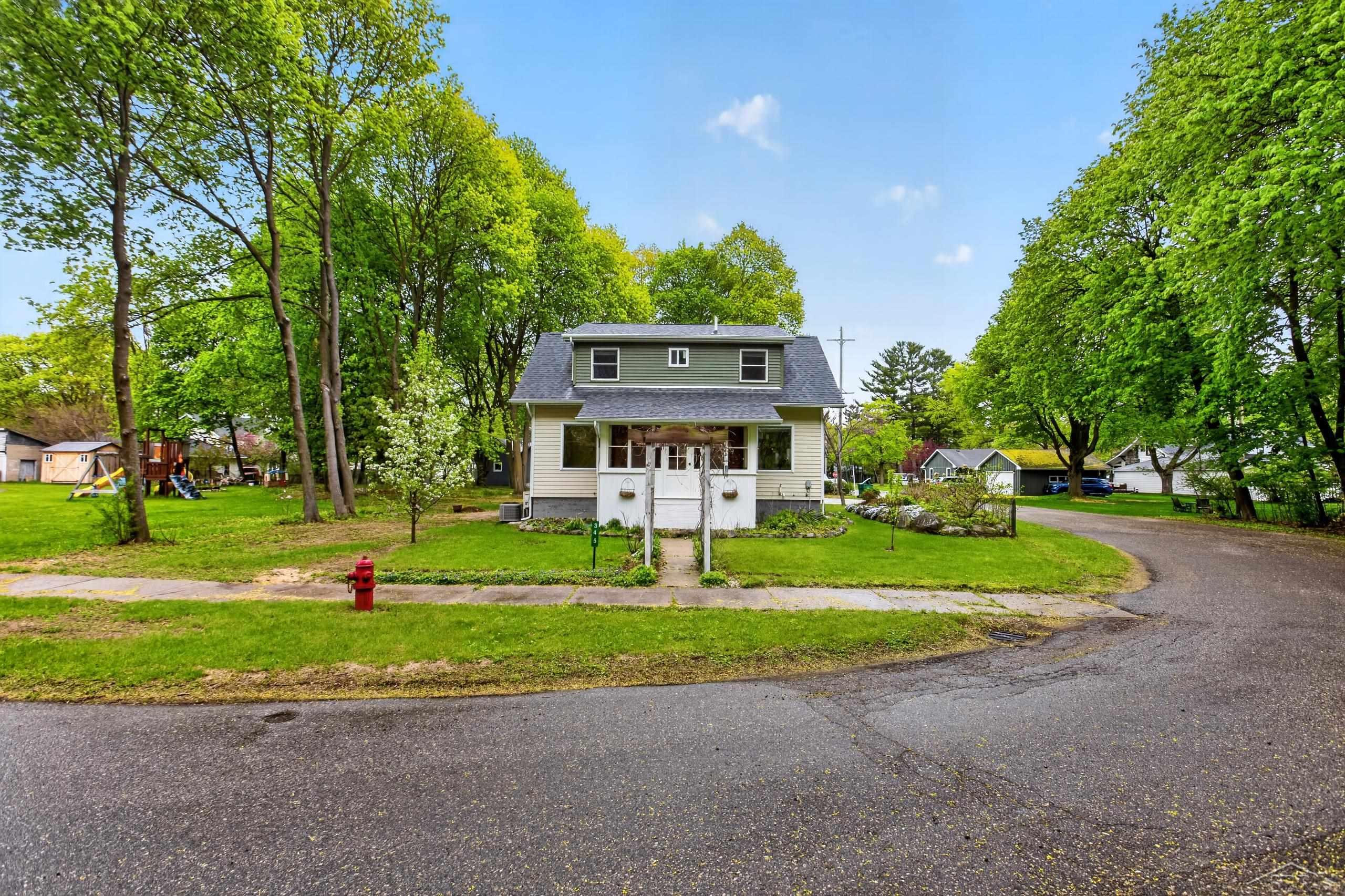 345 S Arcade Street, Gladwin, MI 48624 — Photo 45