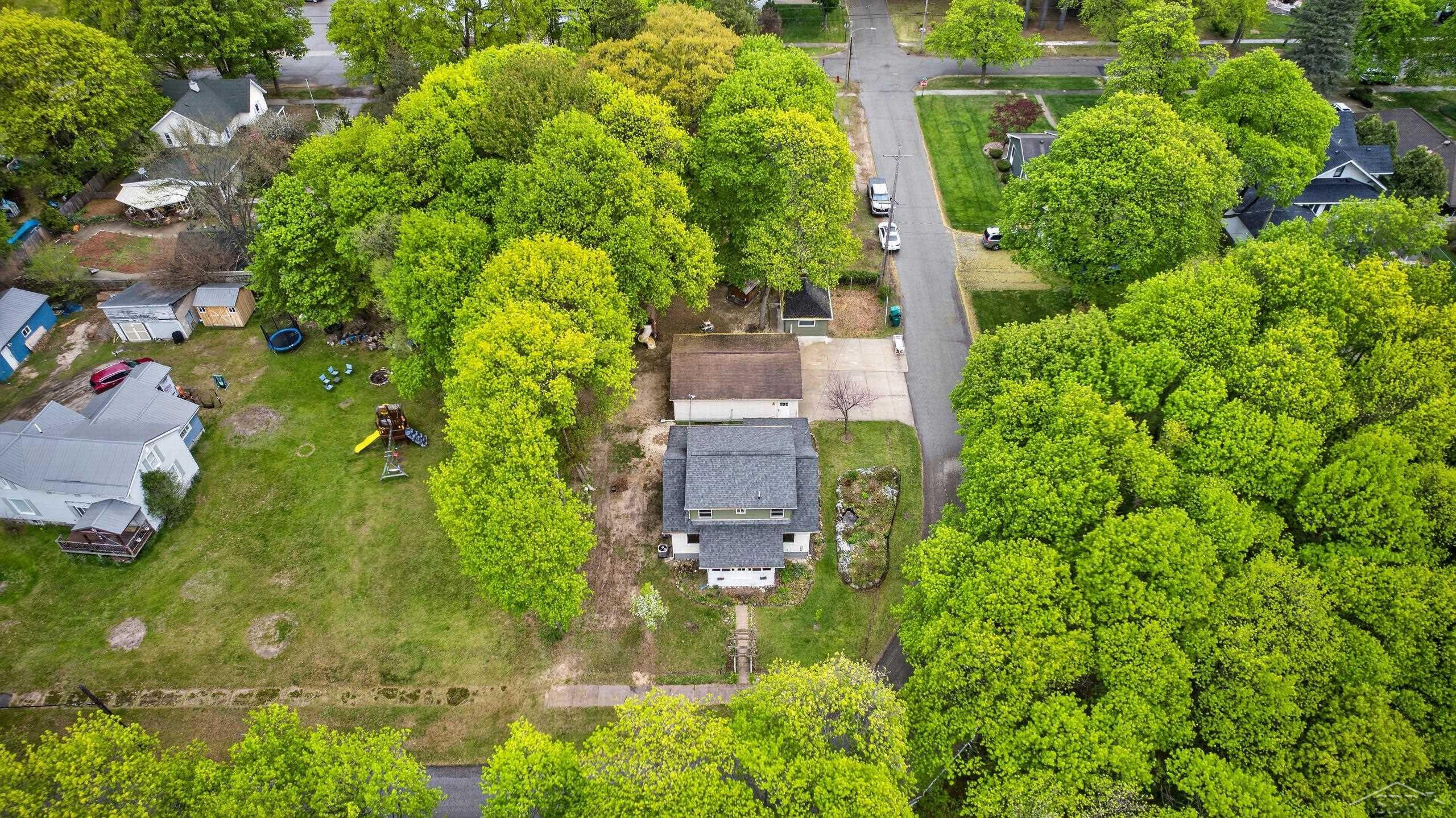 345 S Arcade Street, Gladwin, MI 48624 — Photo 60
