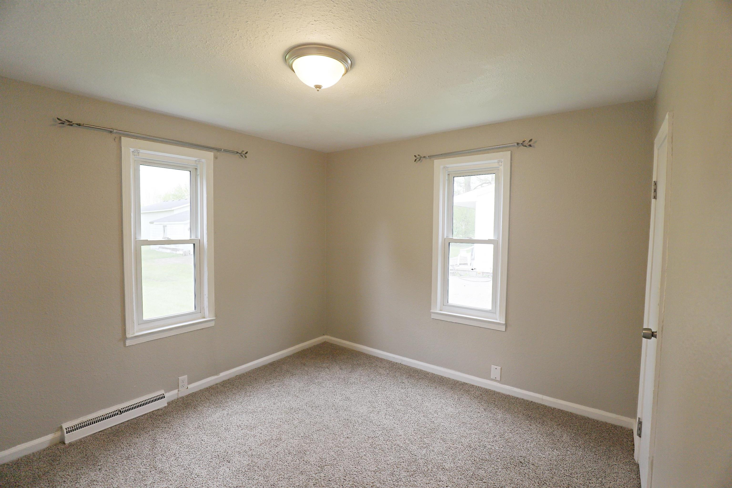 6109 Wendt Drive, Flint, MI 48507 — Photo 10