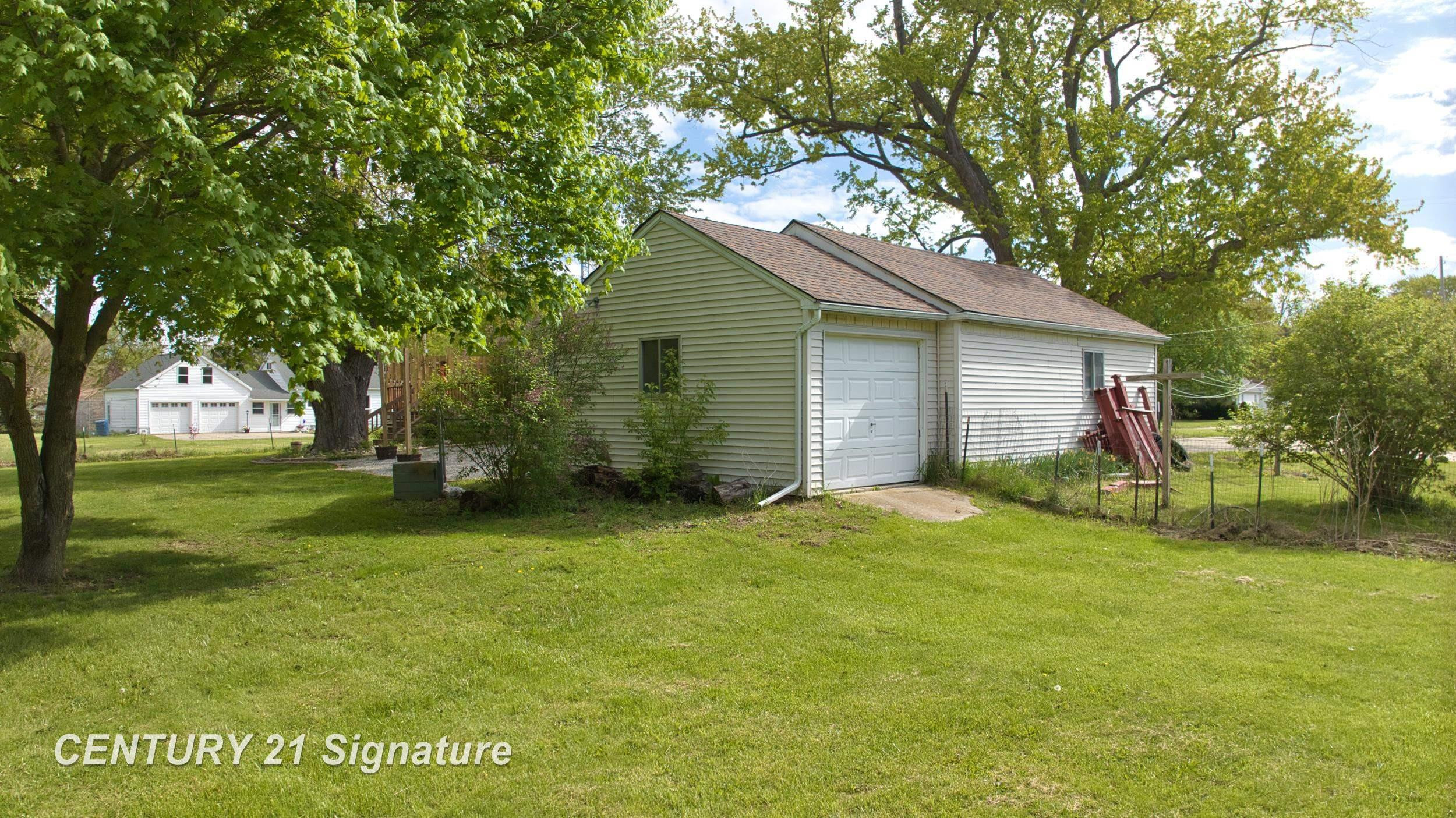 10021 Clio Road, Clio, MI 48420 — Photo 36