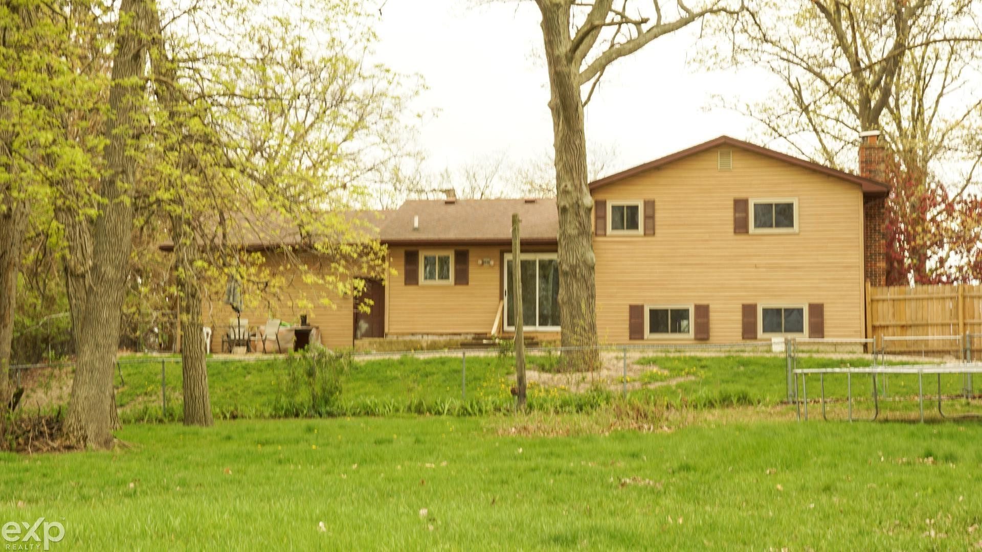 695 Knodt Road, Essexville, MI 48732 — Photo 8
