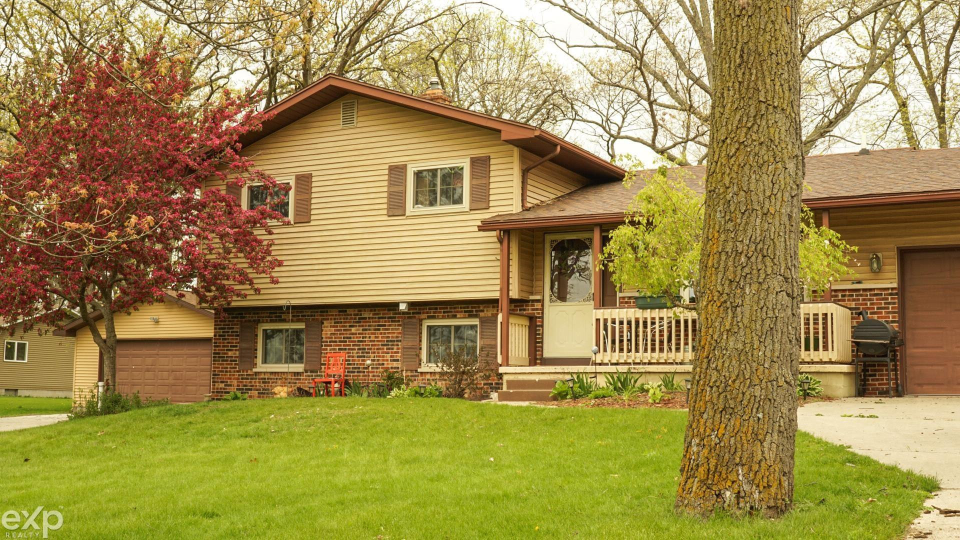 695 Knodt Road, Essexville, MI 48732 — Photo 9