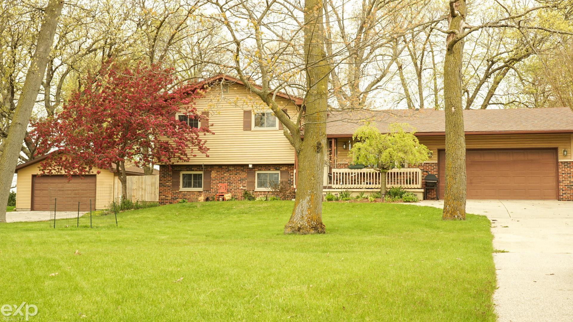 695 Knodt Road, Essexville, MI 48732 — Photo 10