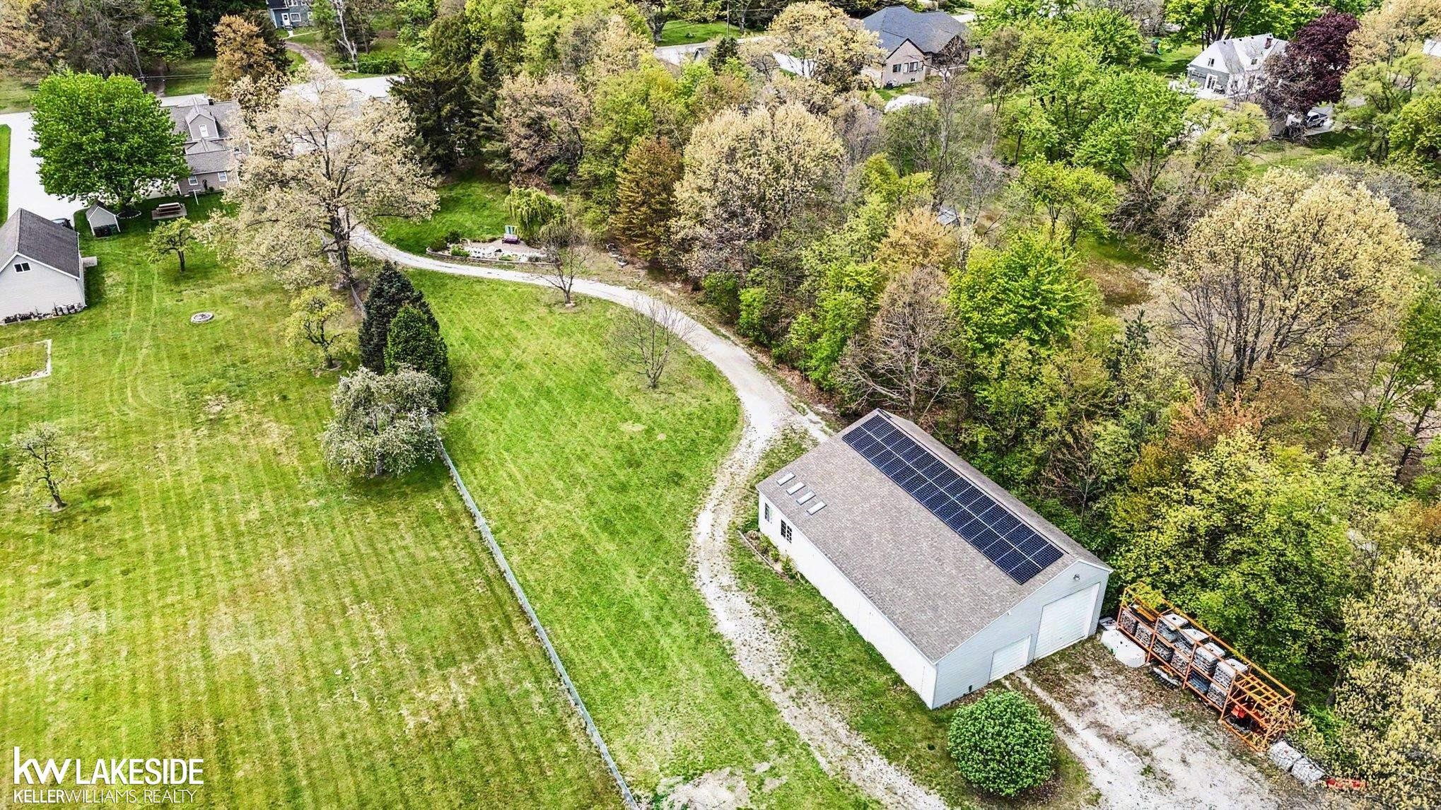 46502 Woodall Road, Shelby Twp, MI 48317 — Photo 9