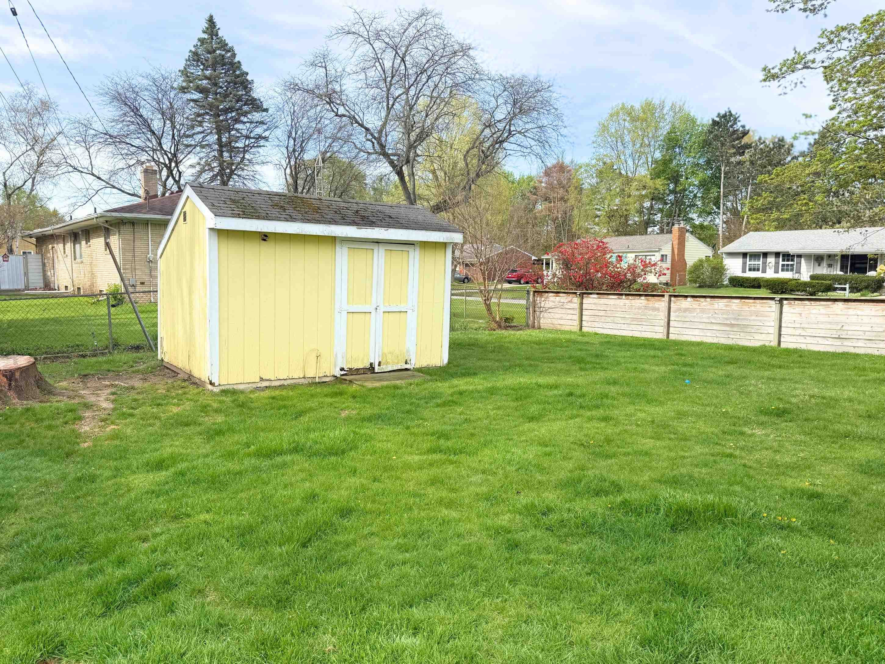 420 Dale Street, Flushing, MI 48433 — Photo 30