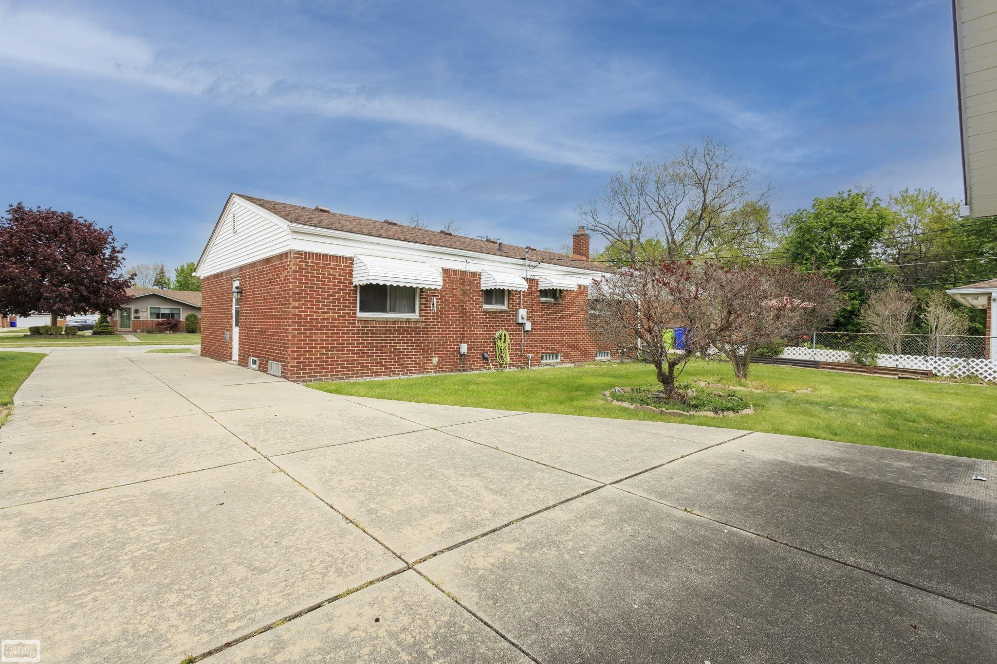 16996 Grettel Avenue, Fraser, MI 48026 — Photo 5