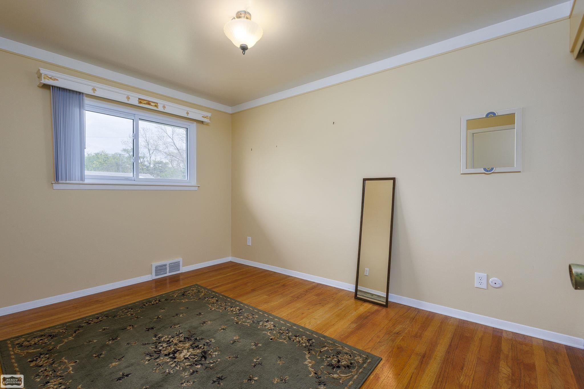 16996 Grettel Avenue, Fraser, MI 48026 — Photo 21