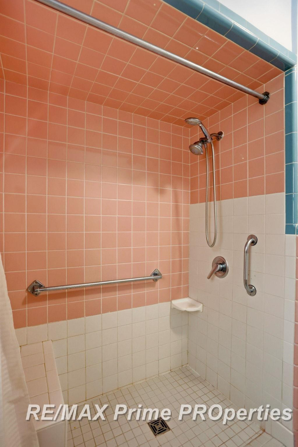 725 W Frank Street, Caro, MI 48723 — Photo 28
