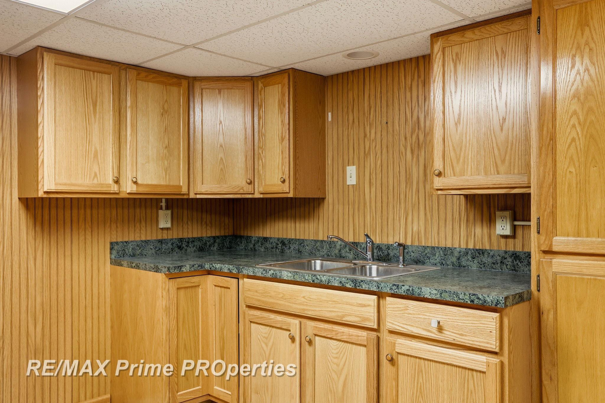 725 W Frank Street, Caro, MI 48723 — Photo 36