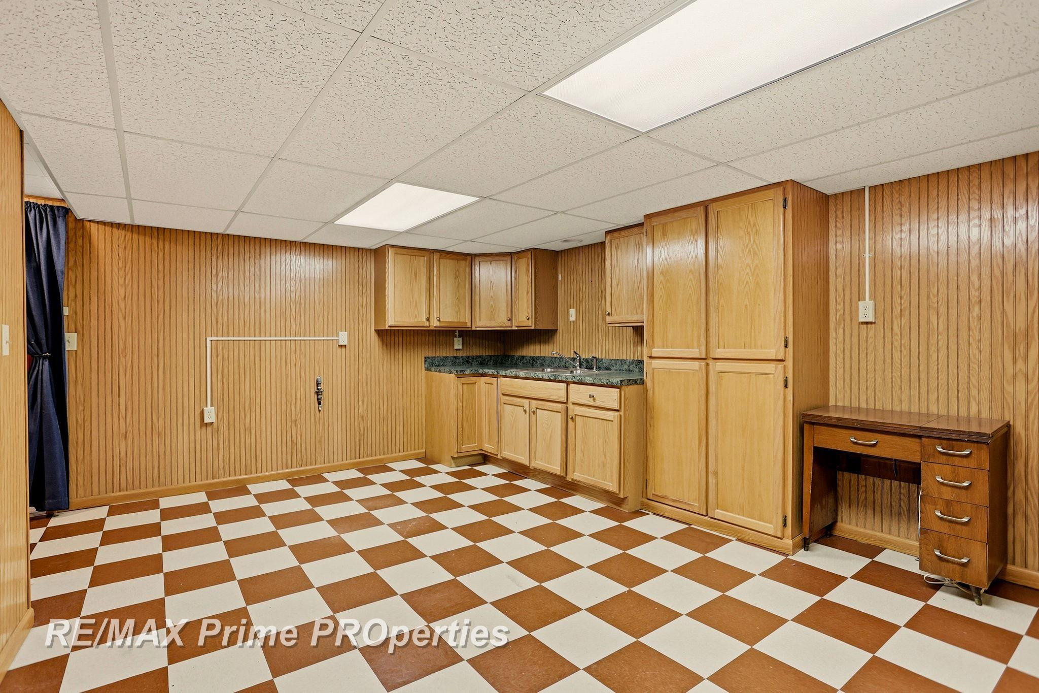 725 W Frank Street, Caro, MI 48723 — Photo 37