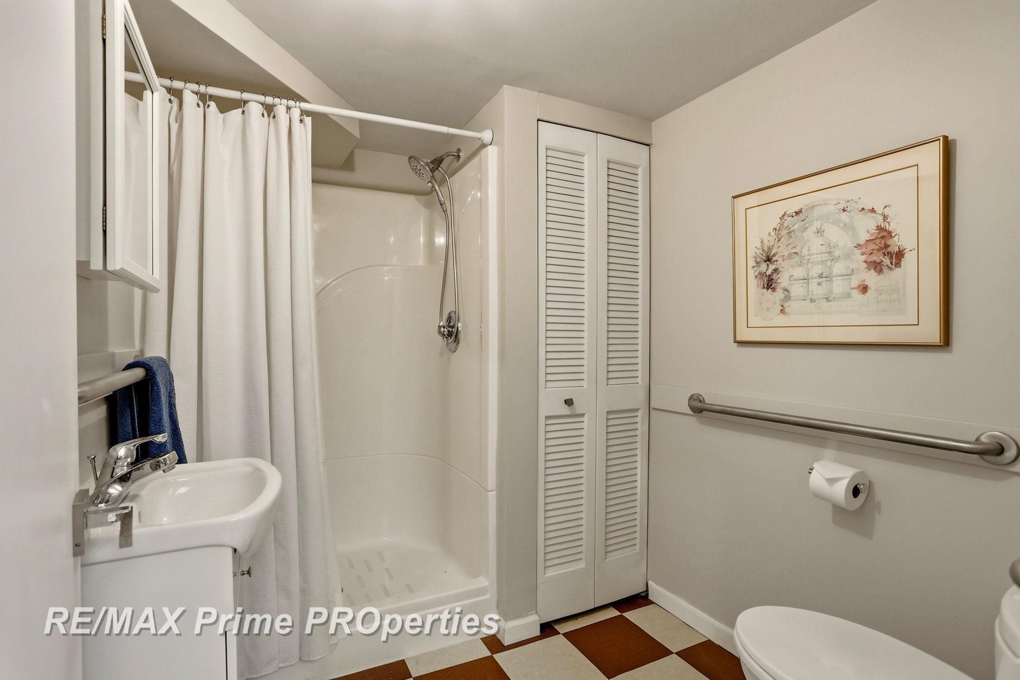 725 W Frank Street, Caro, MI 48723 — Photo 40