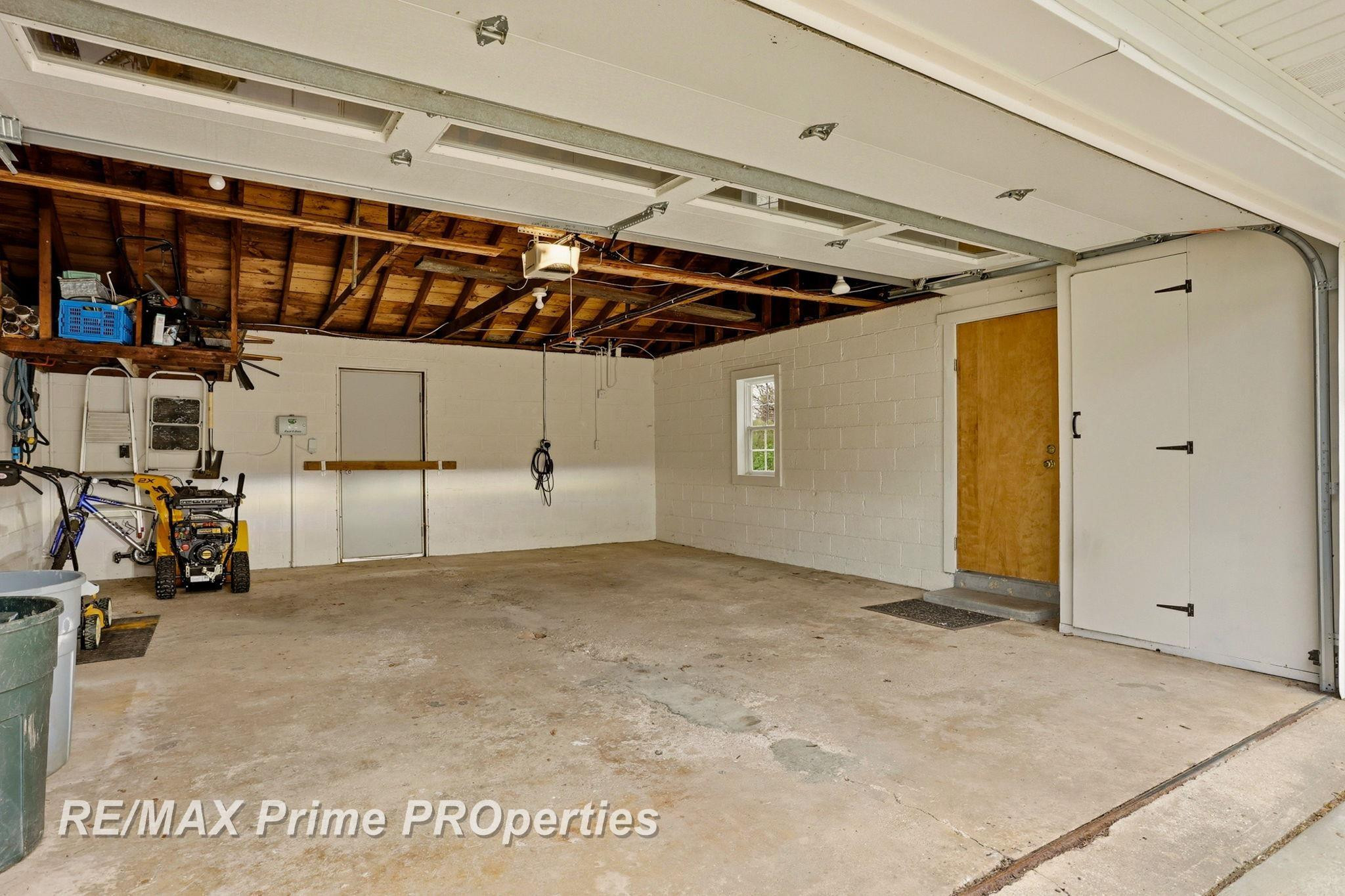 725 W Frank Street, Caro, MI 48723 — Photo 43