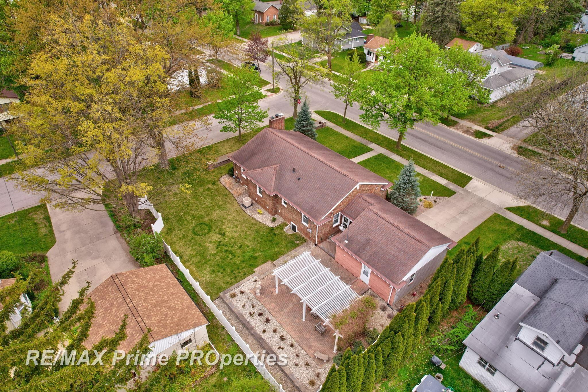 725 W Frank Street, Caro, MI 48723 — Photo 65