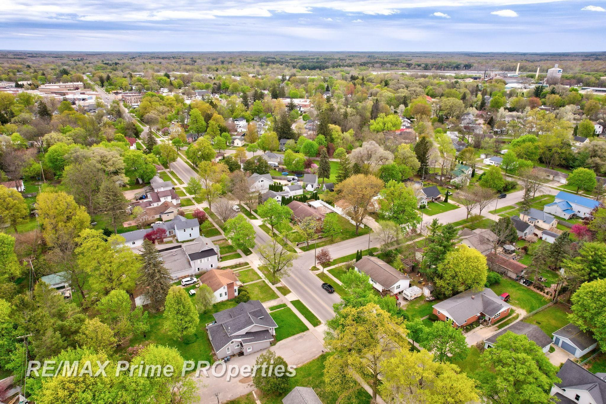 725 W Frank Street, Caro, MI 48723 — Photo 68