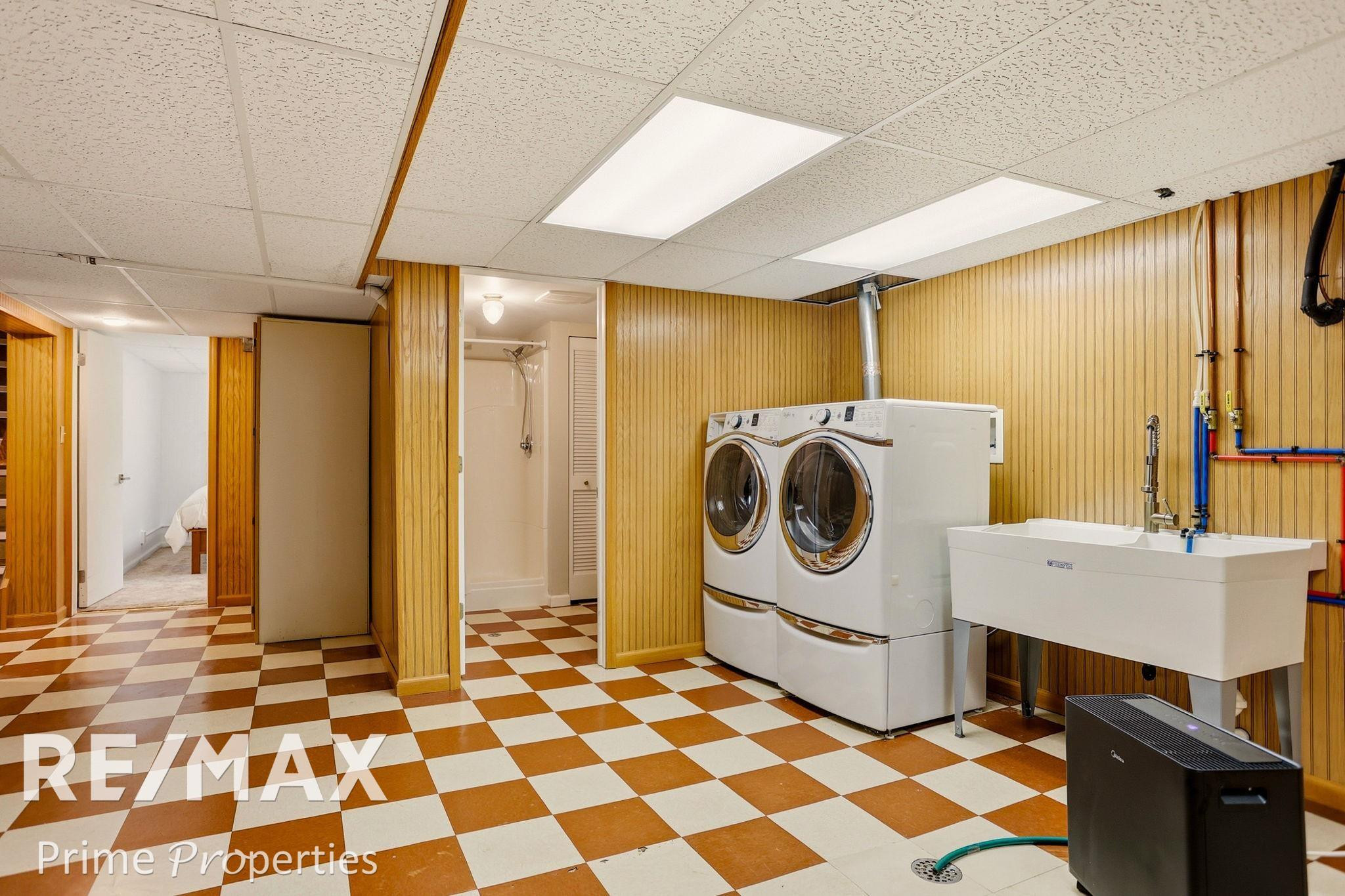 725 W Frank Street, Caro, MI 48723 — Photo 39