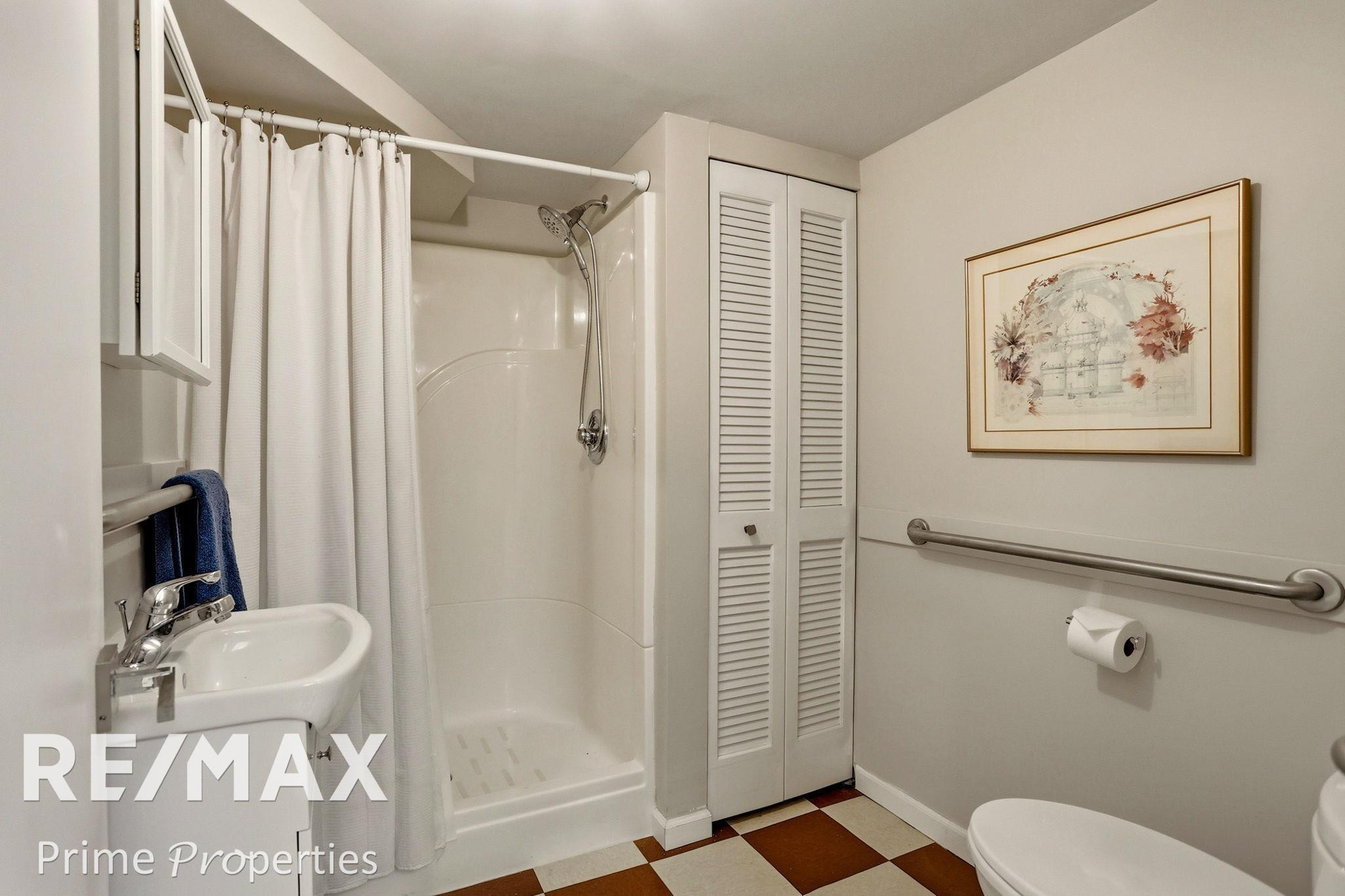 725 W Frank Street, Caro, MI 48723 — Photo 40