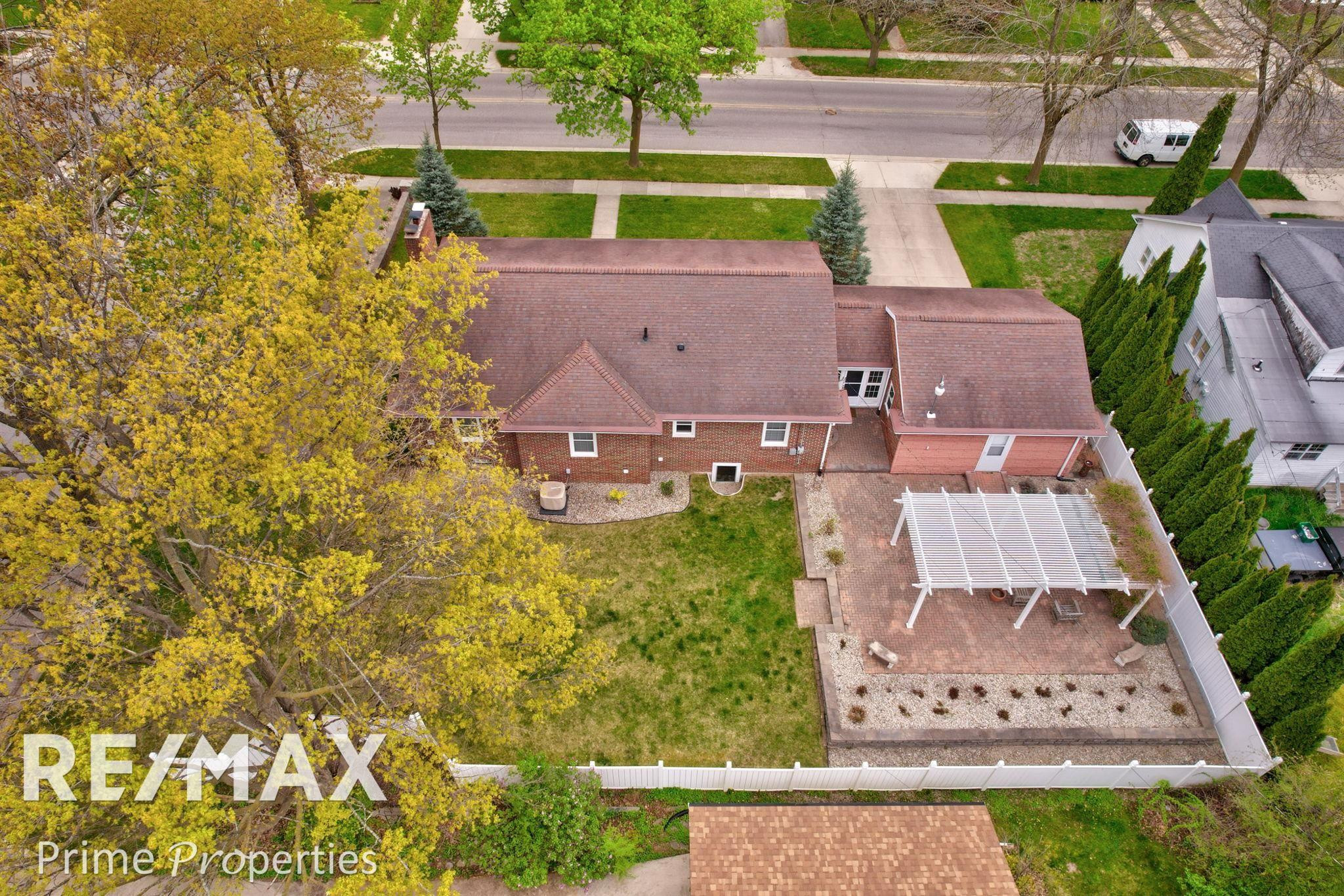 725 W Frank Street, Caro, MI 48723 — Photo 65