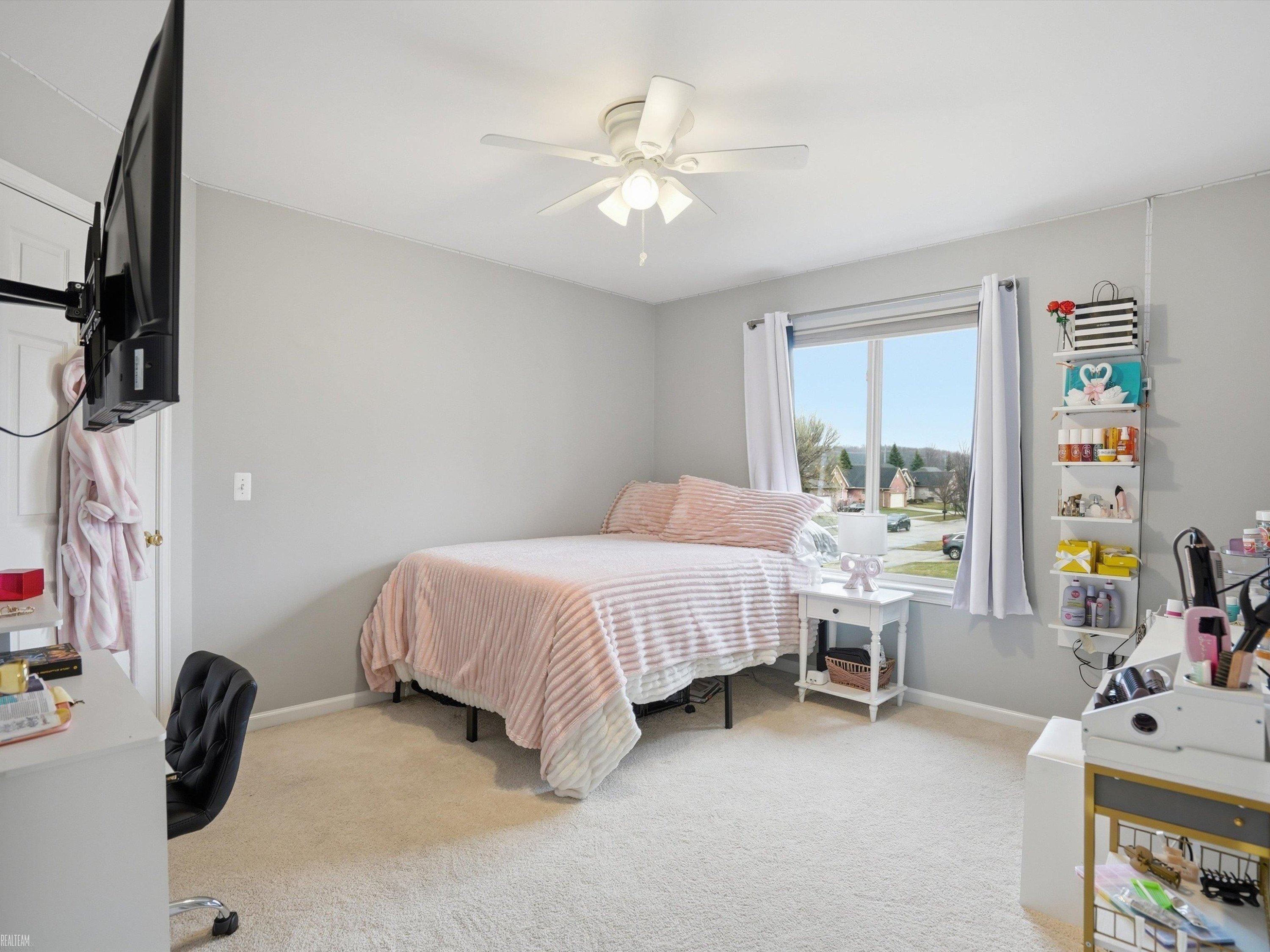 20483 St Martins Avenue, MI 48044 — Photo 26