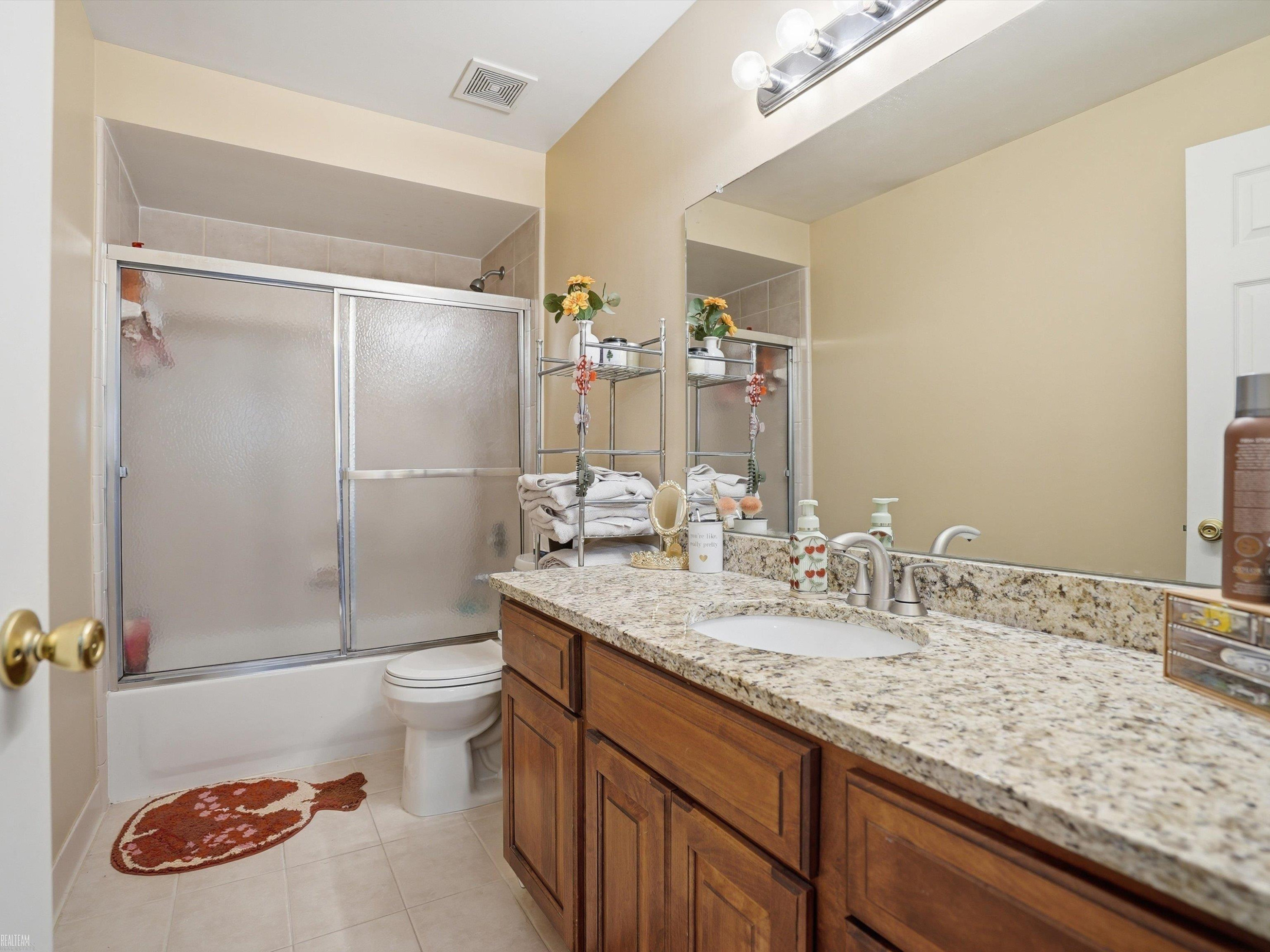 20483 St Martins Avenue, MI 48044 — Photo 30