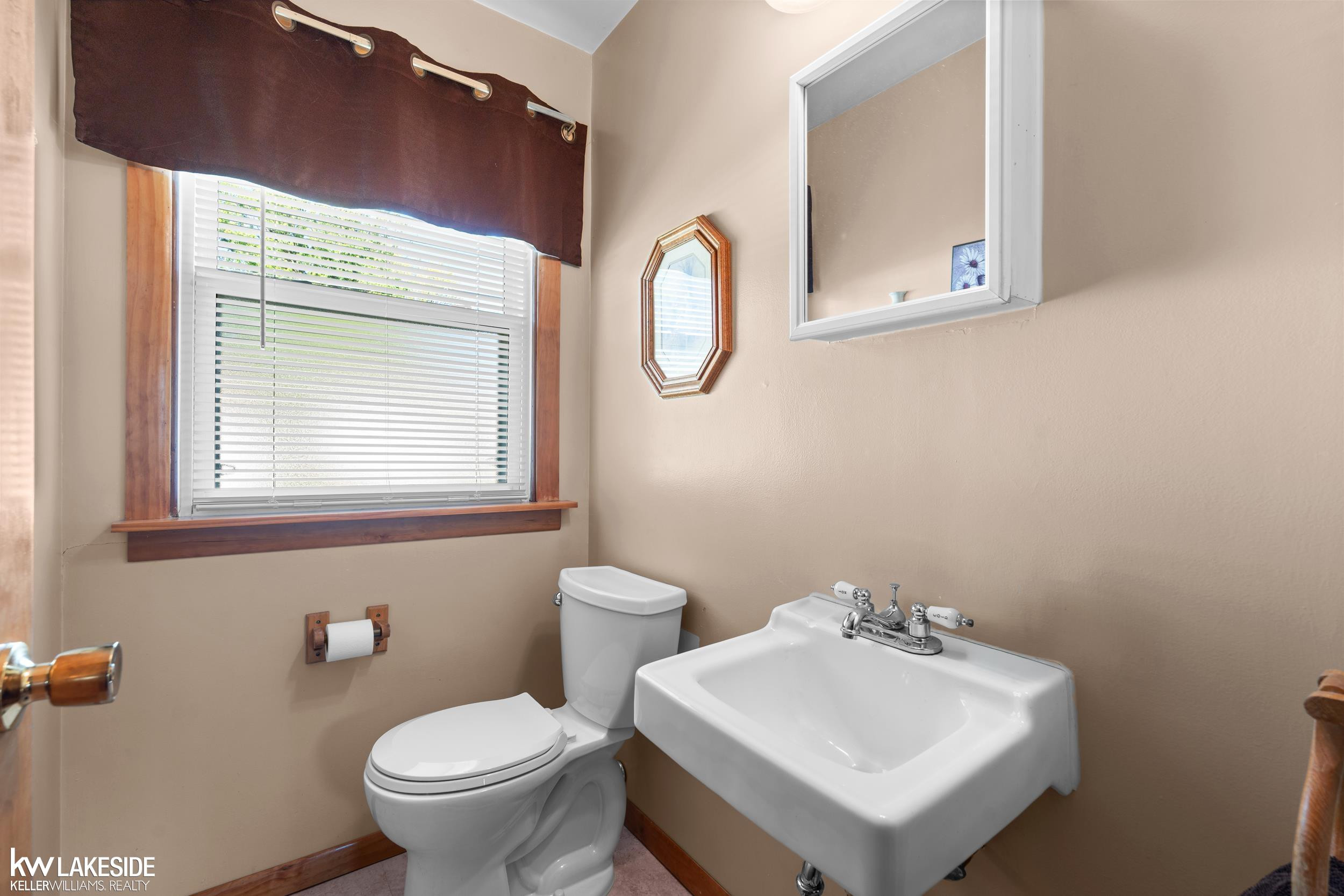 46535 Waco Street, Shelby Twp, MI 48317 — Photo 16