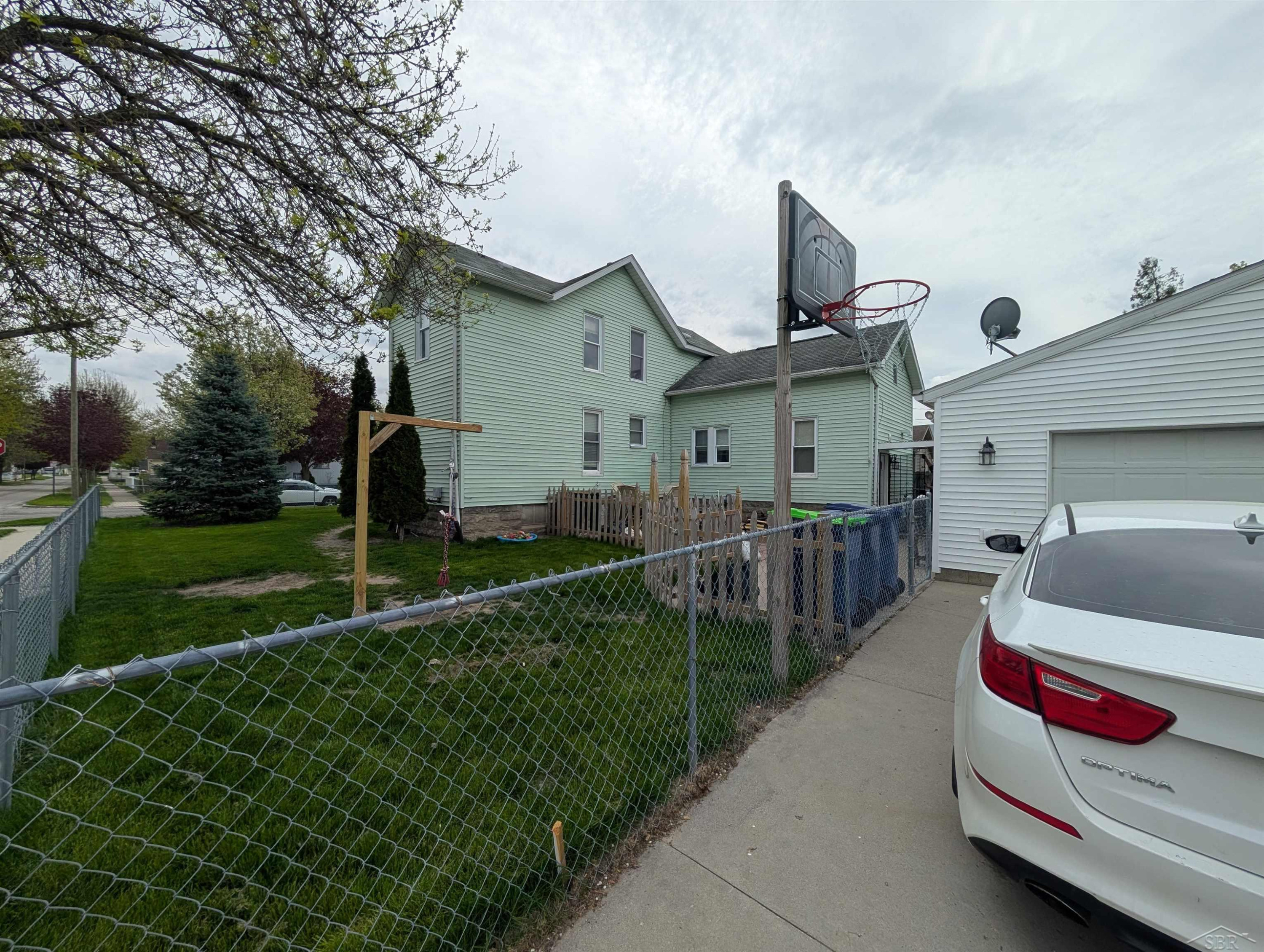 800 S Warner Street, Bay City, MI 48706 — Photo 5