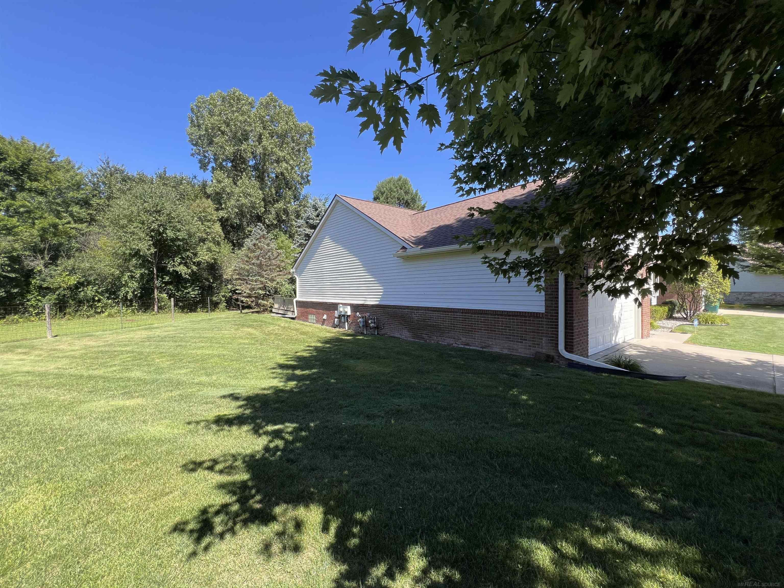785 W Snowbird Circle, 19, MI 48079 — Photo 65