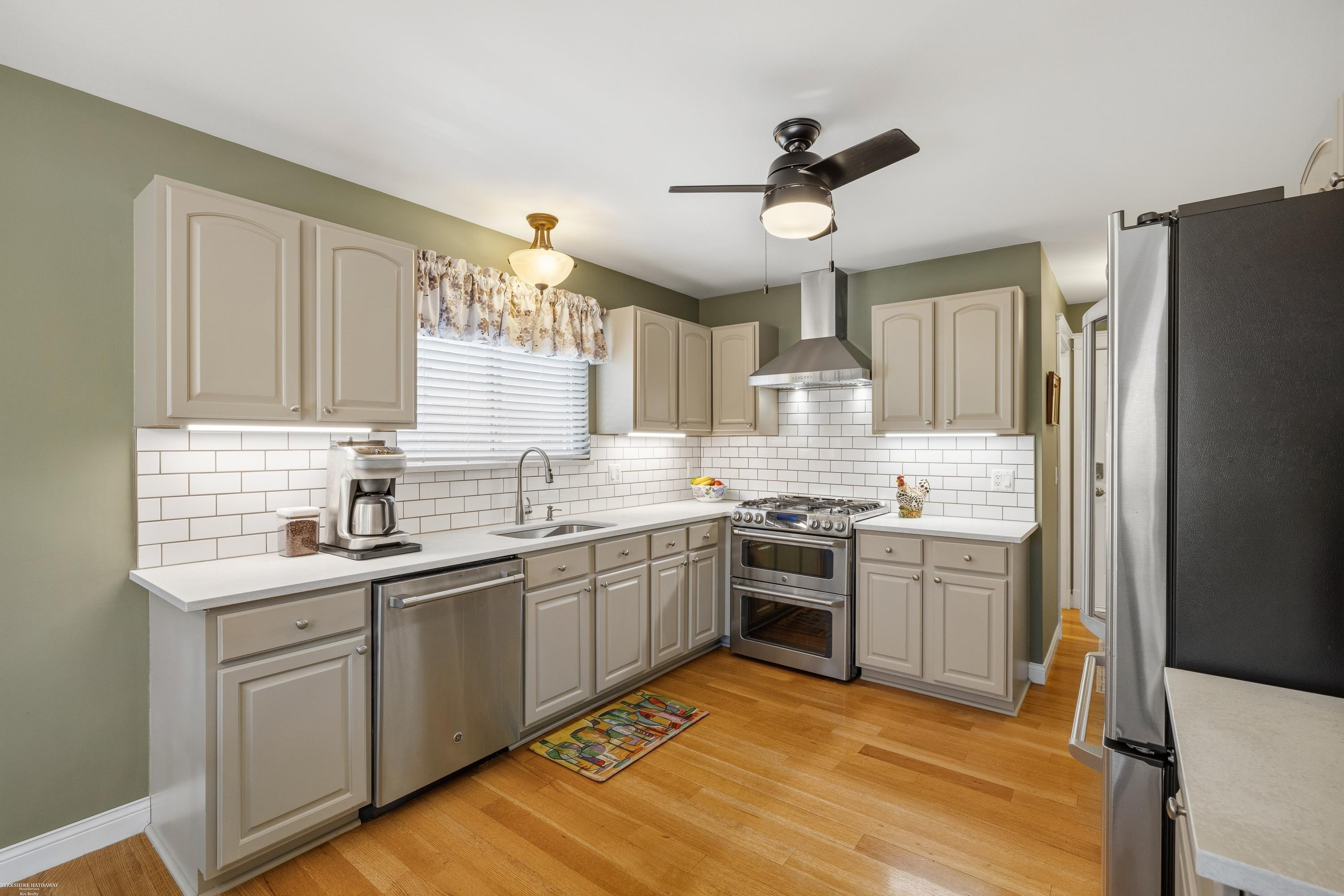 22465 Bluewater Drive, Macomb, MI 48044 — Photo 14